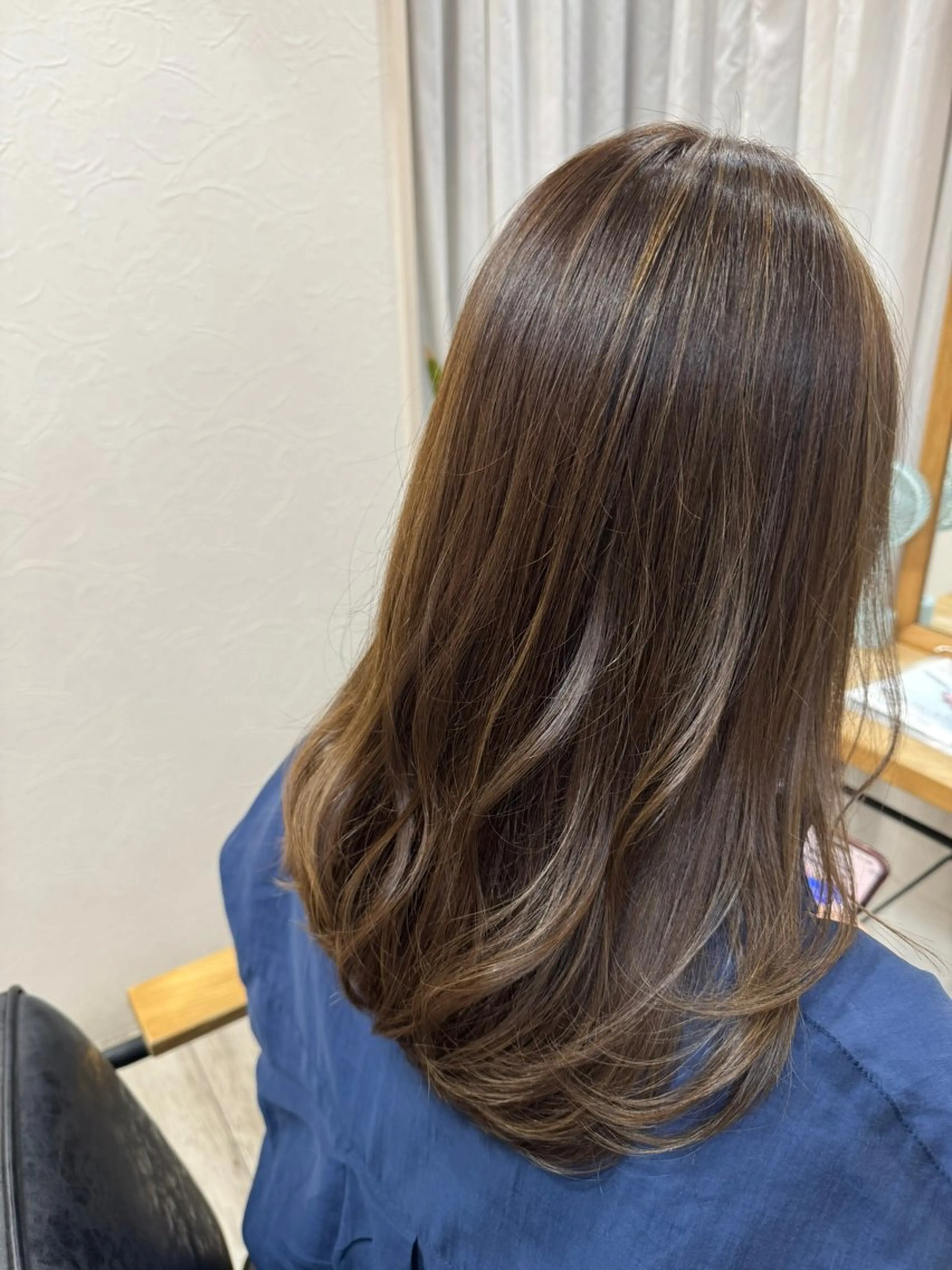 セミロング カラー Az ながいりかのヘアスタイル