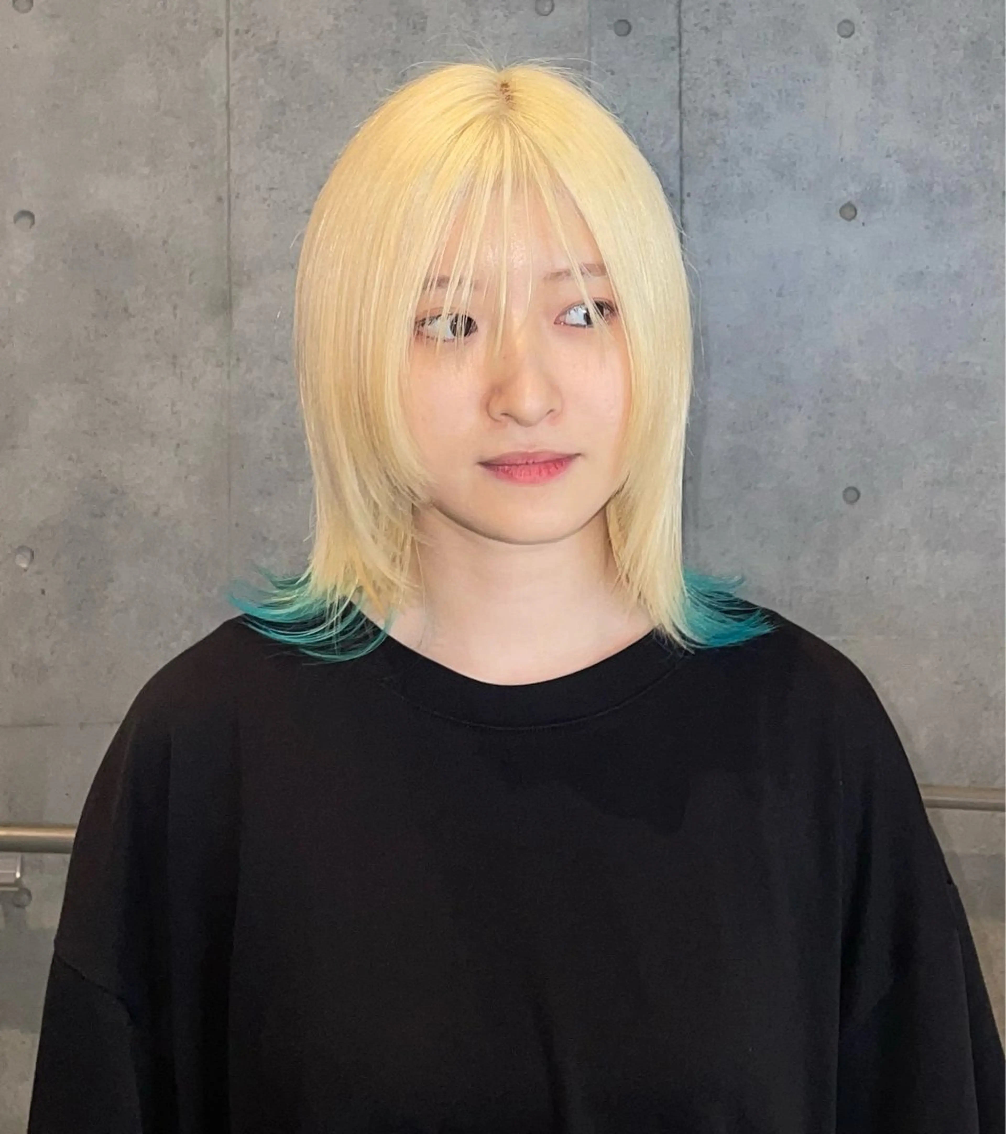 ミディアム カラー 🌈メンズパーマ🌈 メンズカットアリサのヘアスタイル