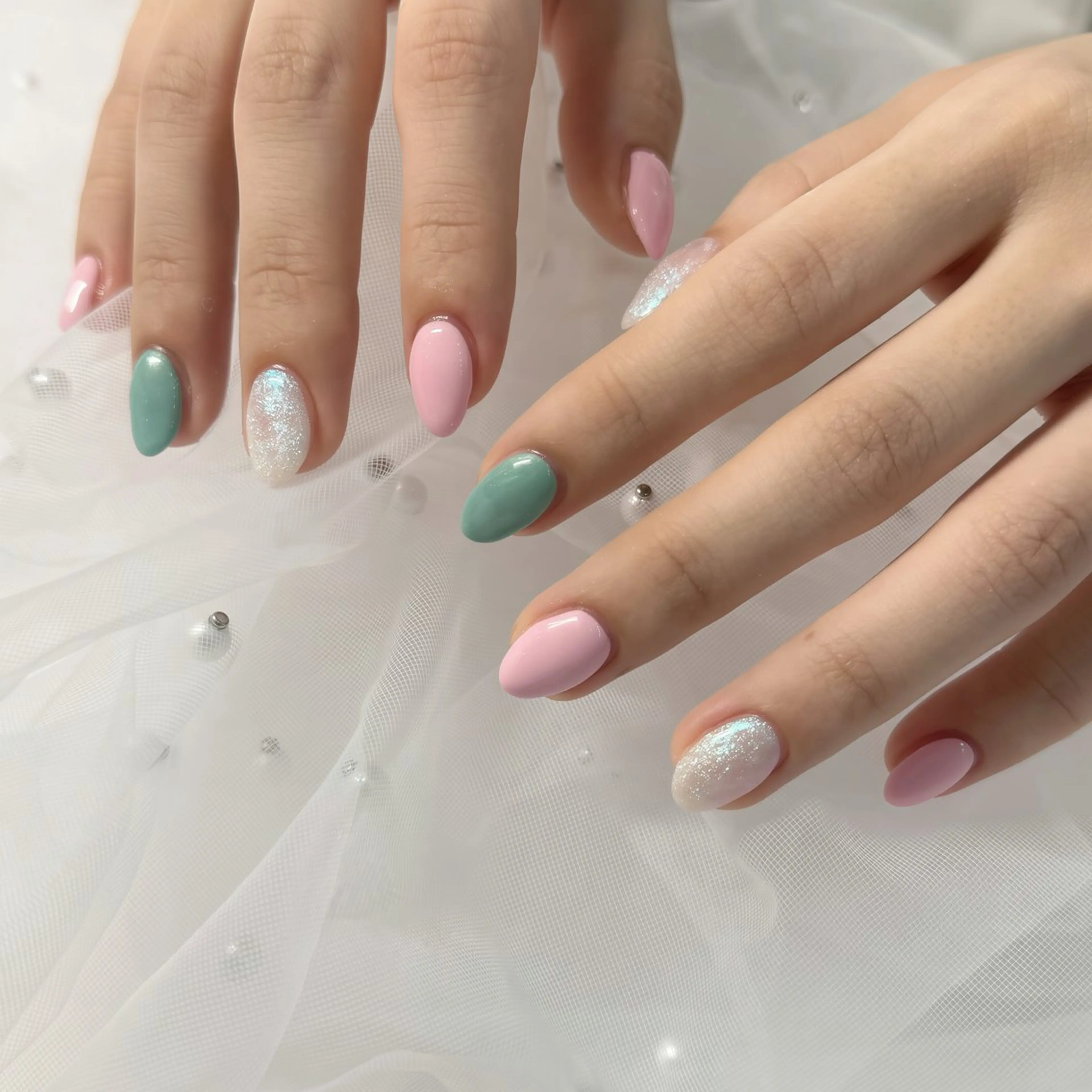 ネイル キラキラネイル ハンドネイル Pretty【プリティー】所属・神戸三宮pretty プリティーのマツエク・マツパデザイン