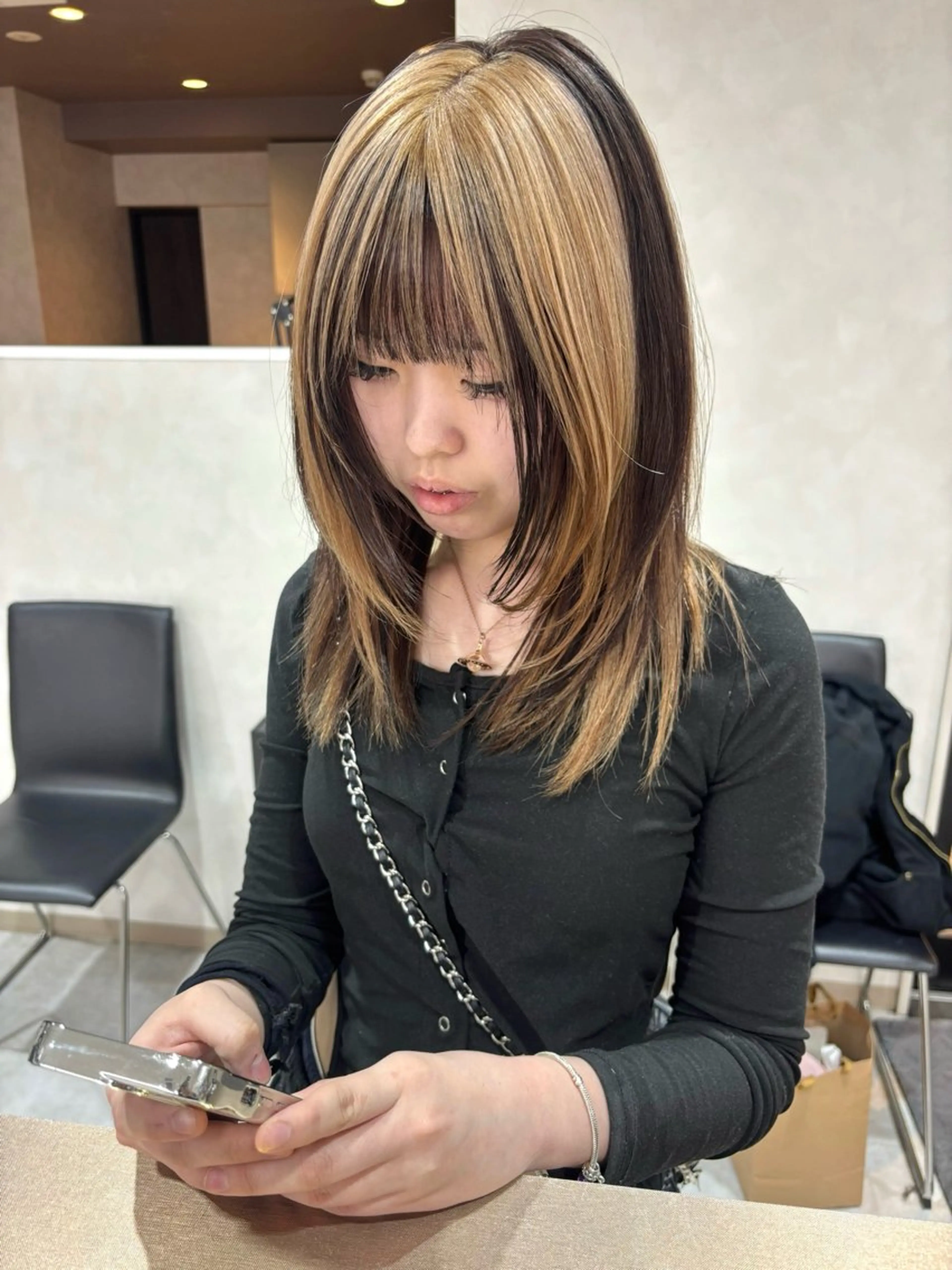 ミディアム カラー カット ヘアカラー トリートメント レイヤー/透明感 カラー💘akariのヘアスタイル