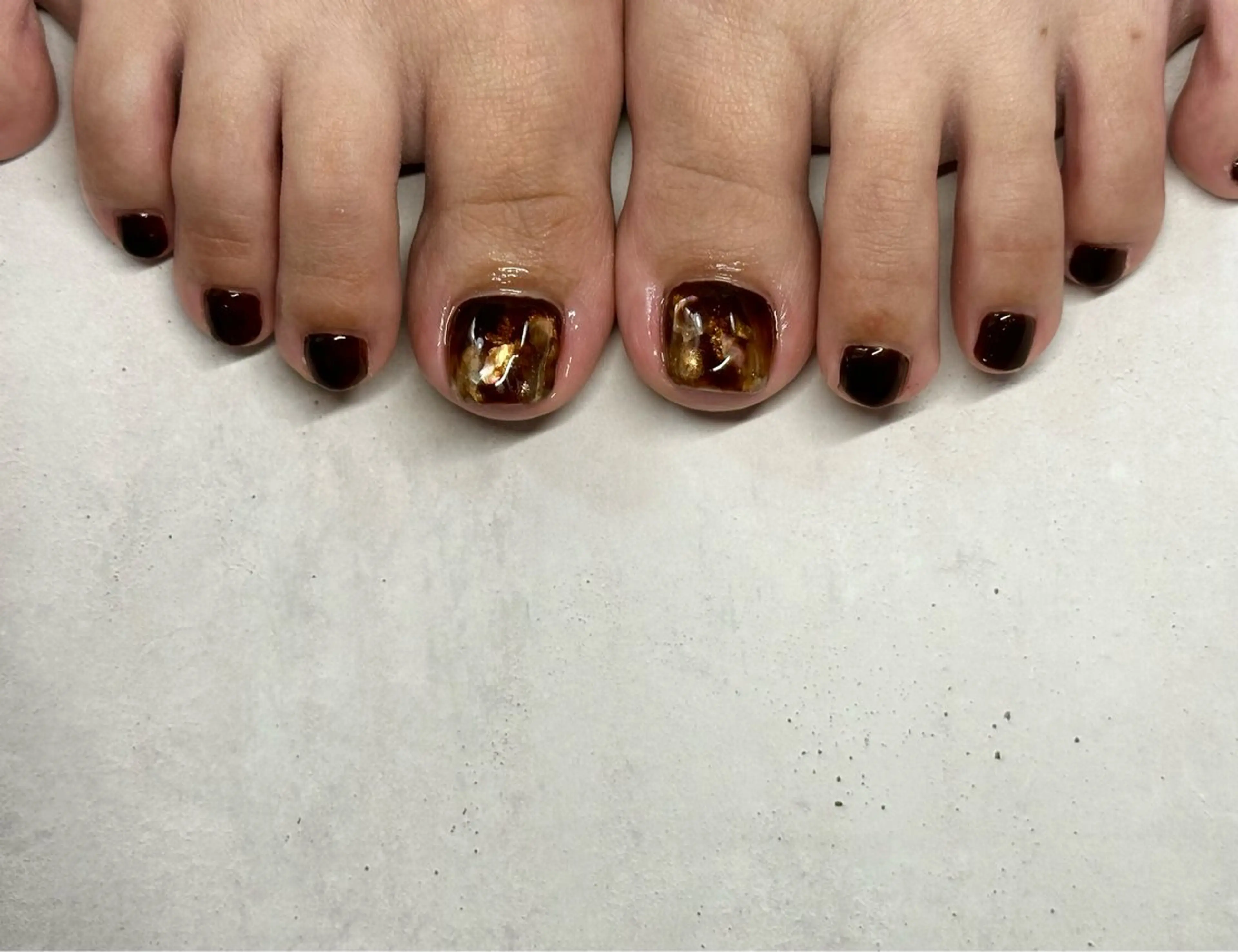 (オフ込み)フット𖤐親指アート(持ち込み)の写真