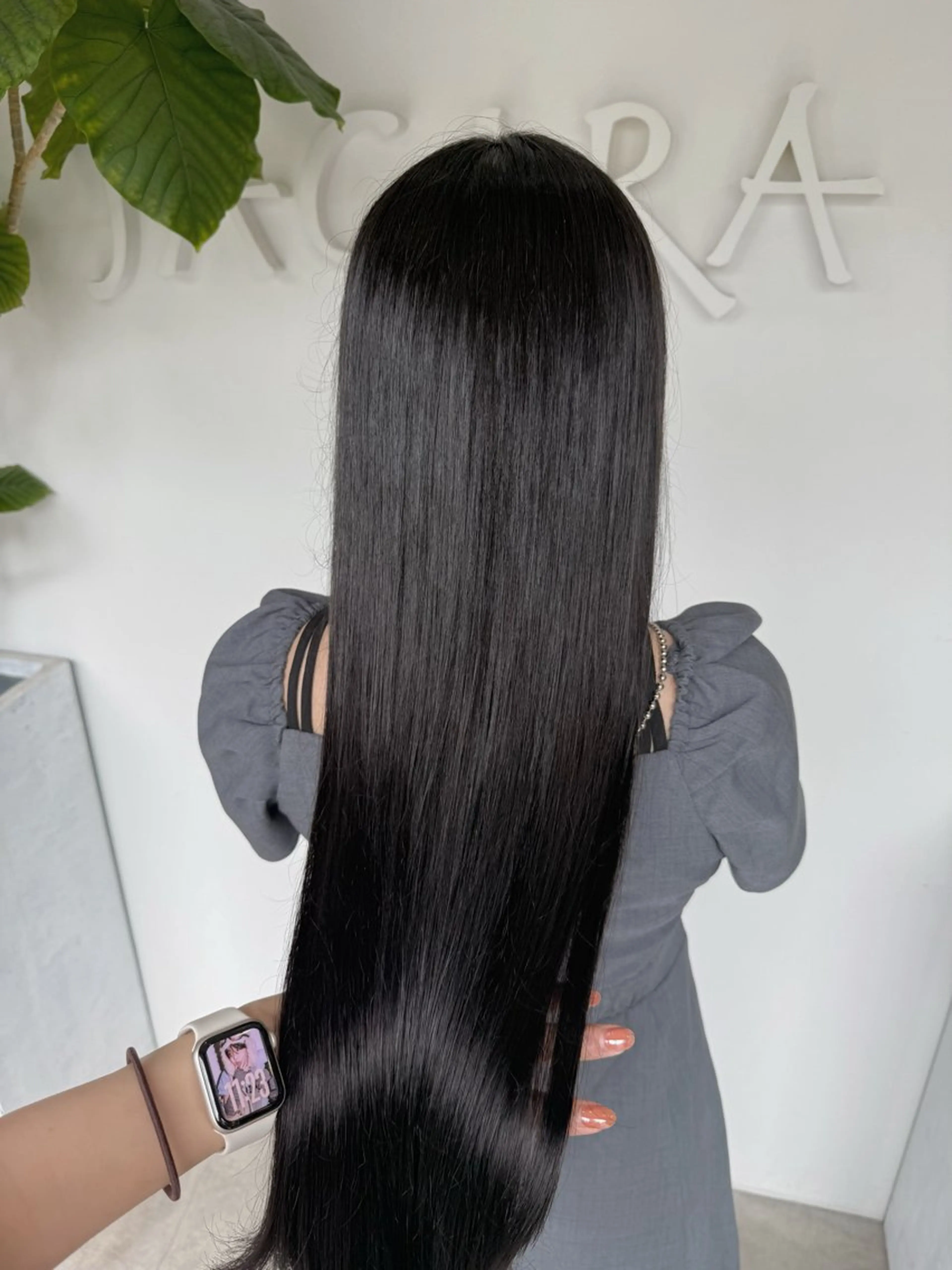 【髪質改善コース】似合わせカット+艶感カラー+髪質改善酸熱トリートメントの写真