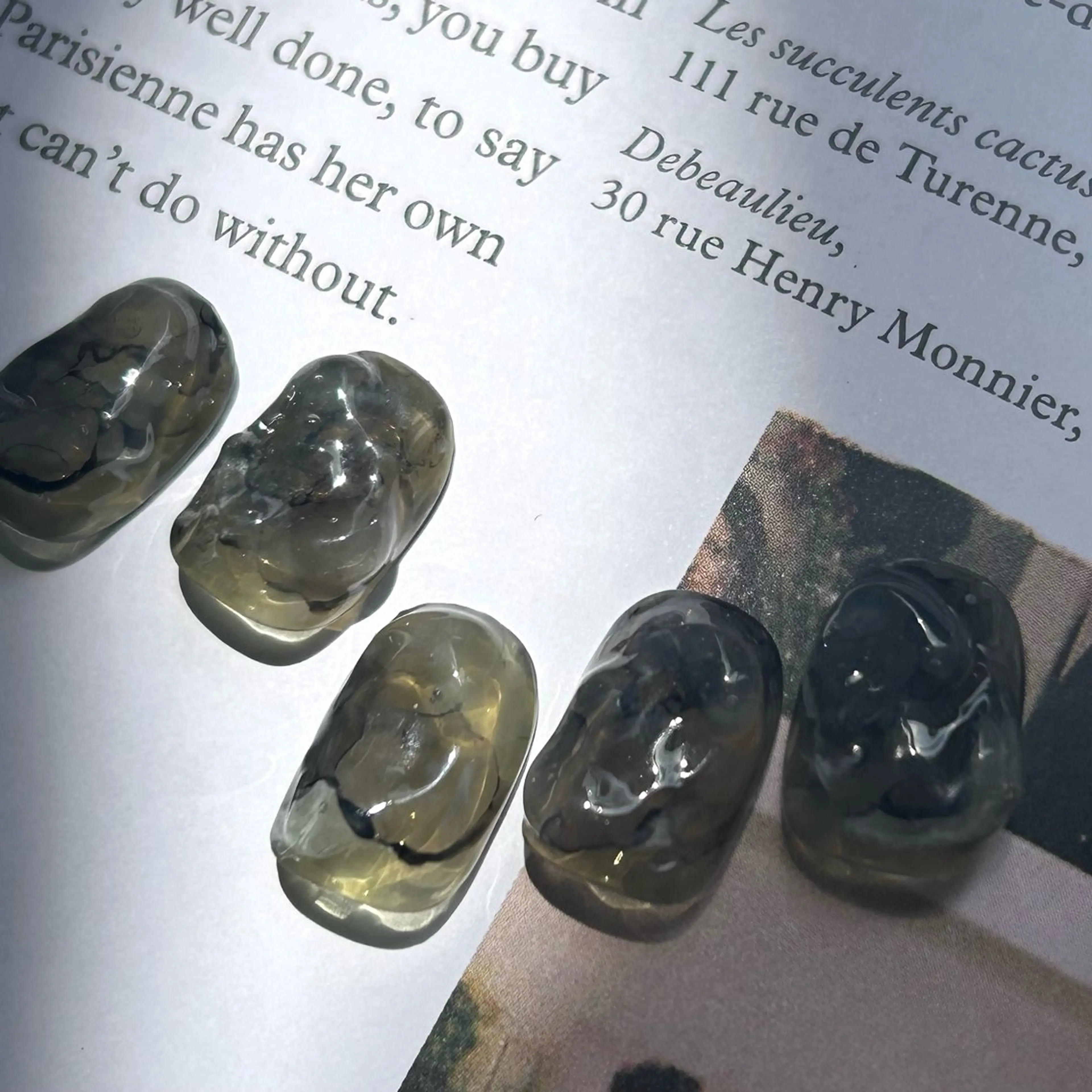 ネイル ayumi / Manonのネイルデザイン