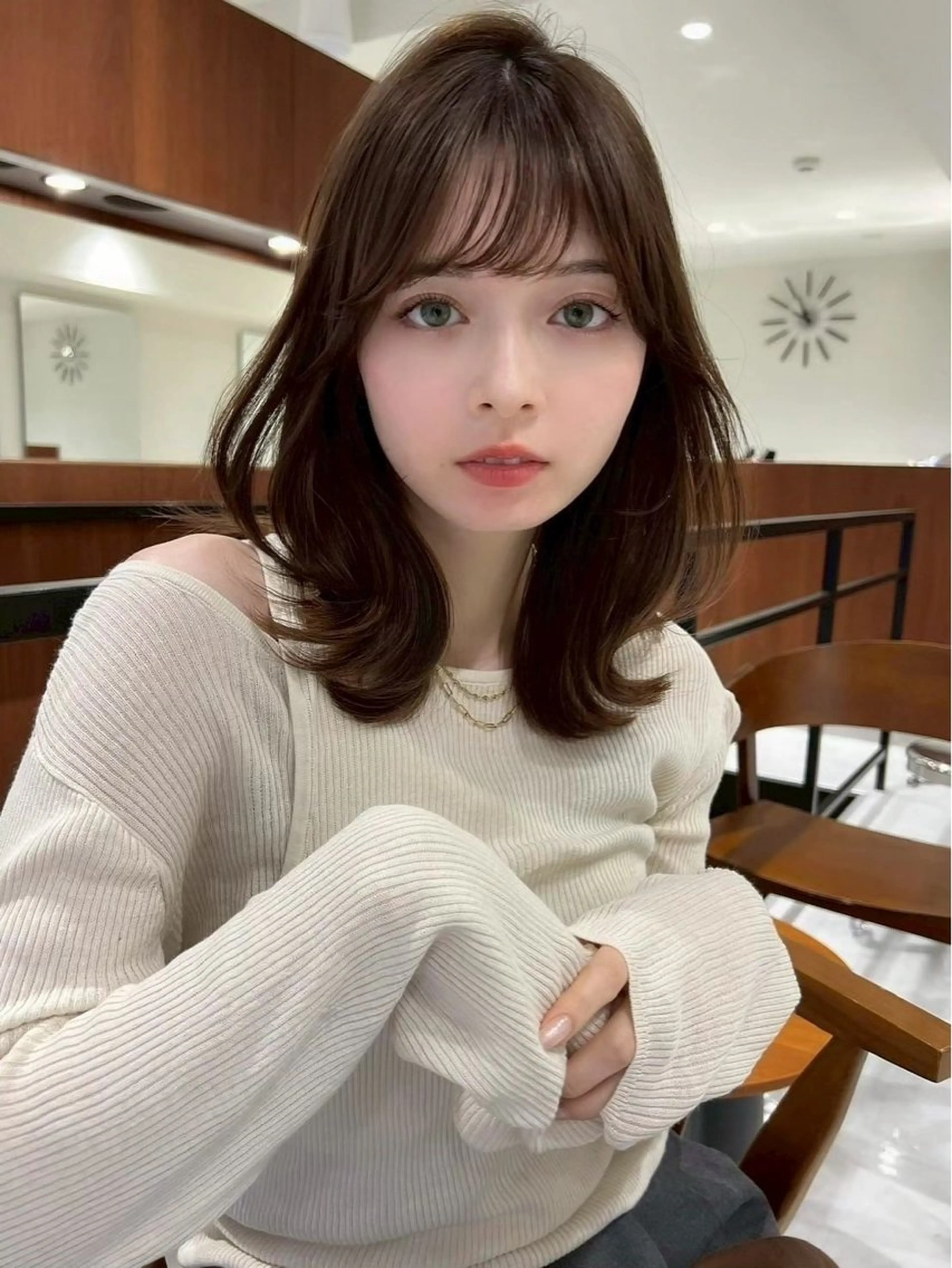 セミロング 大塚 加奈恵のヘアスタイル