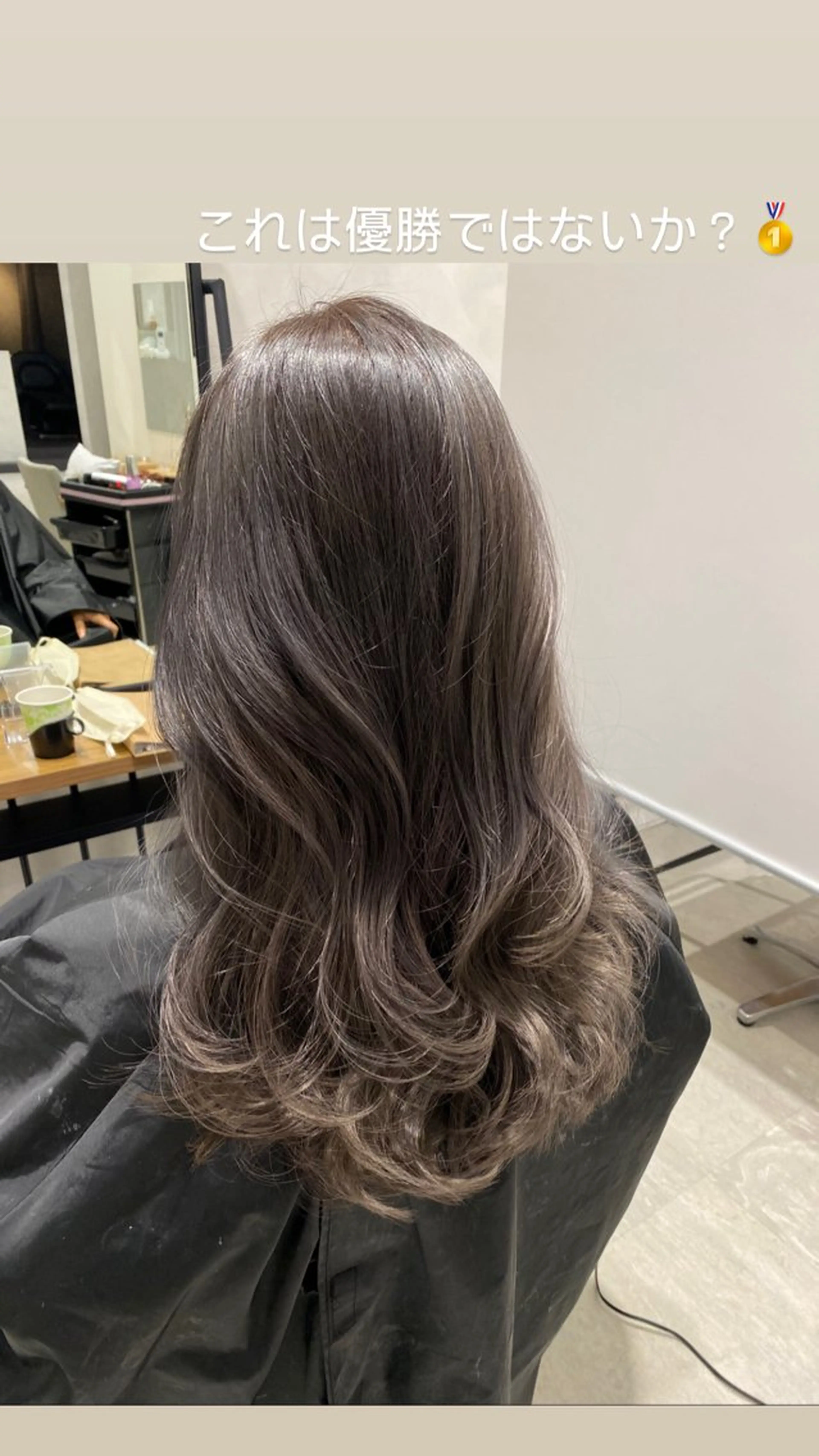 ロング カラー カット ヘアカラー 顔まわりカラー特化 赤津百合絵のヘアスタイル