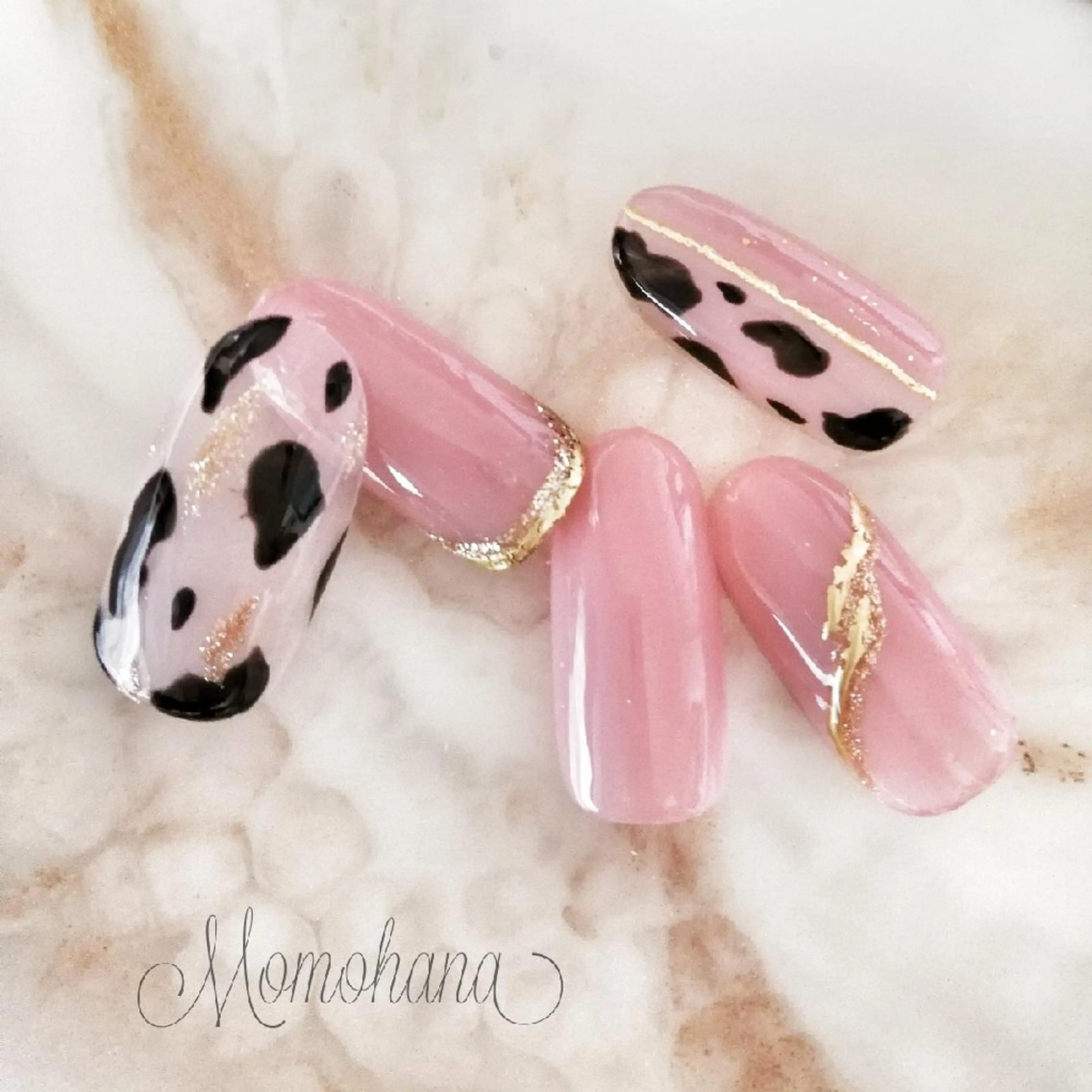 ネイル momohana  のネイルデザイン