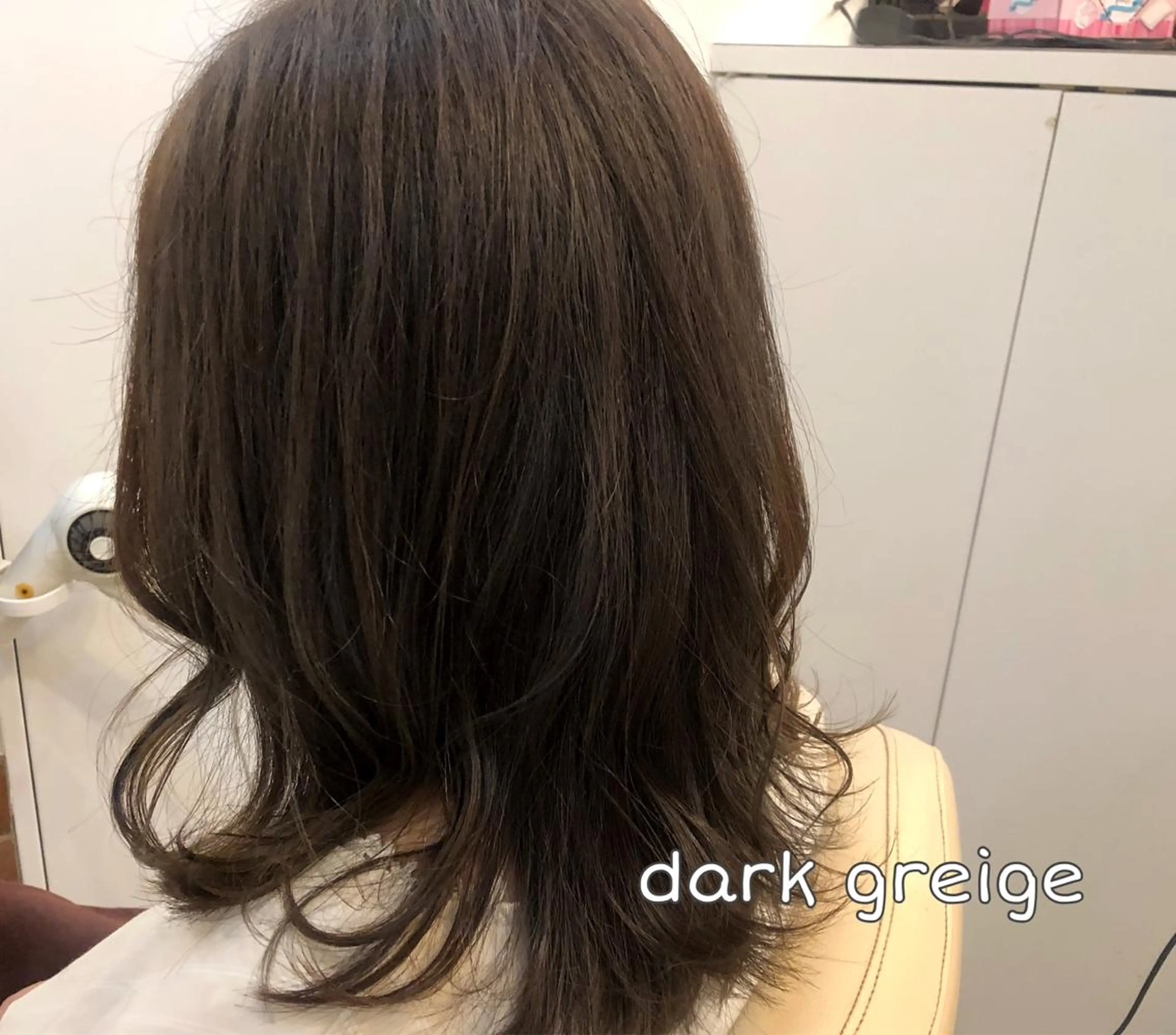 セミロング カラー 髪質改善✨️透明感カ ラー✧*。山下さいみのヘアスタイル