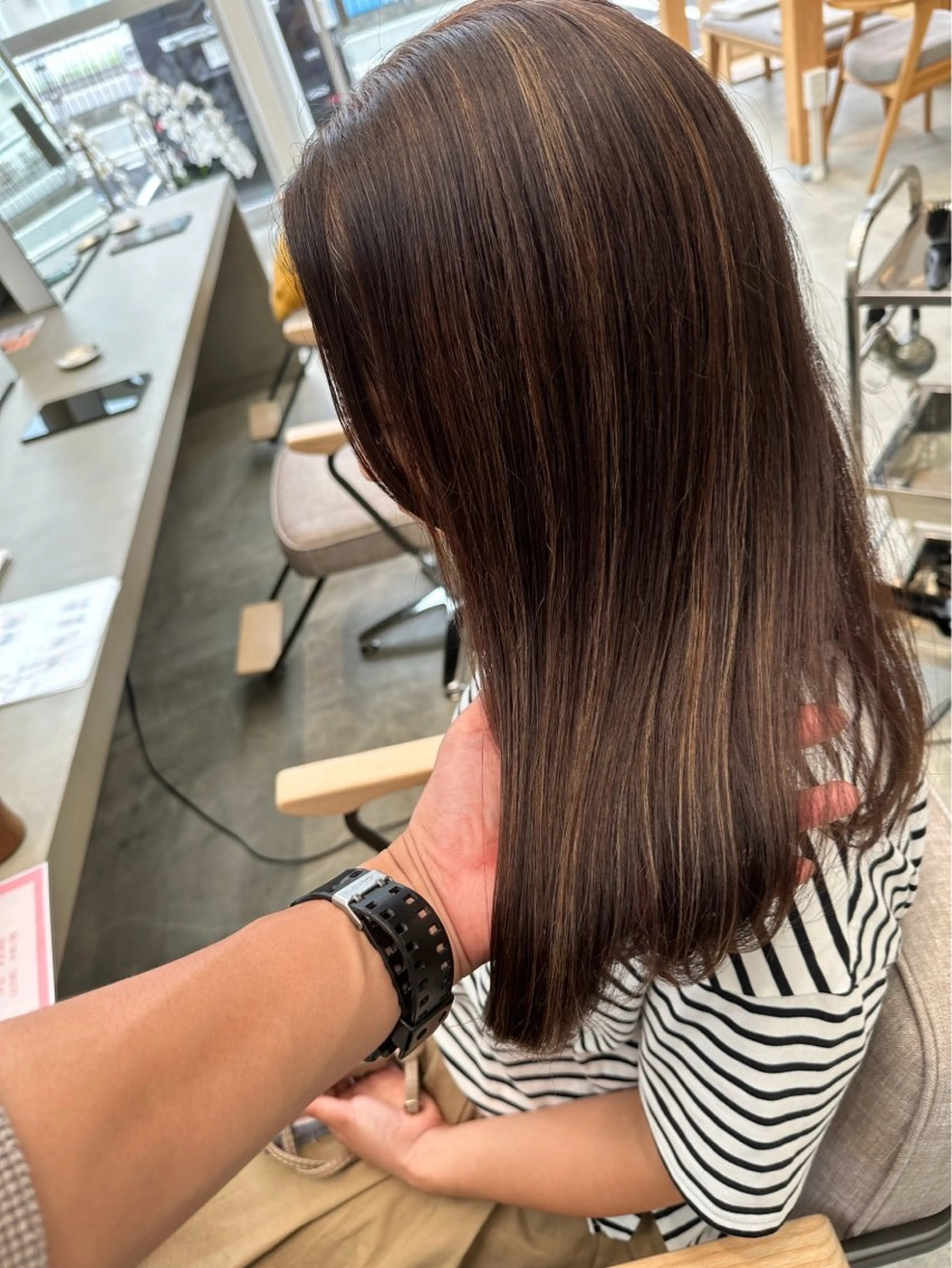 カラー TEMIL HAIR 彩弥のヘアスタイル