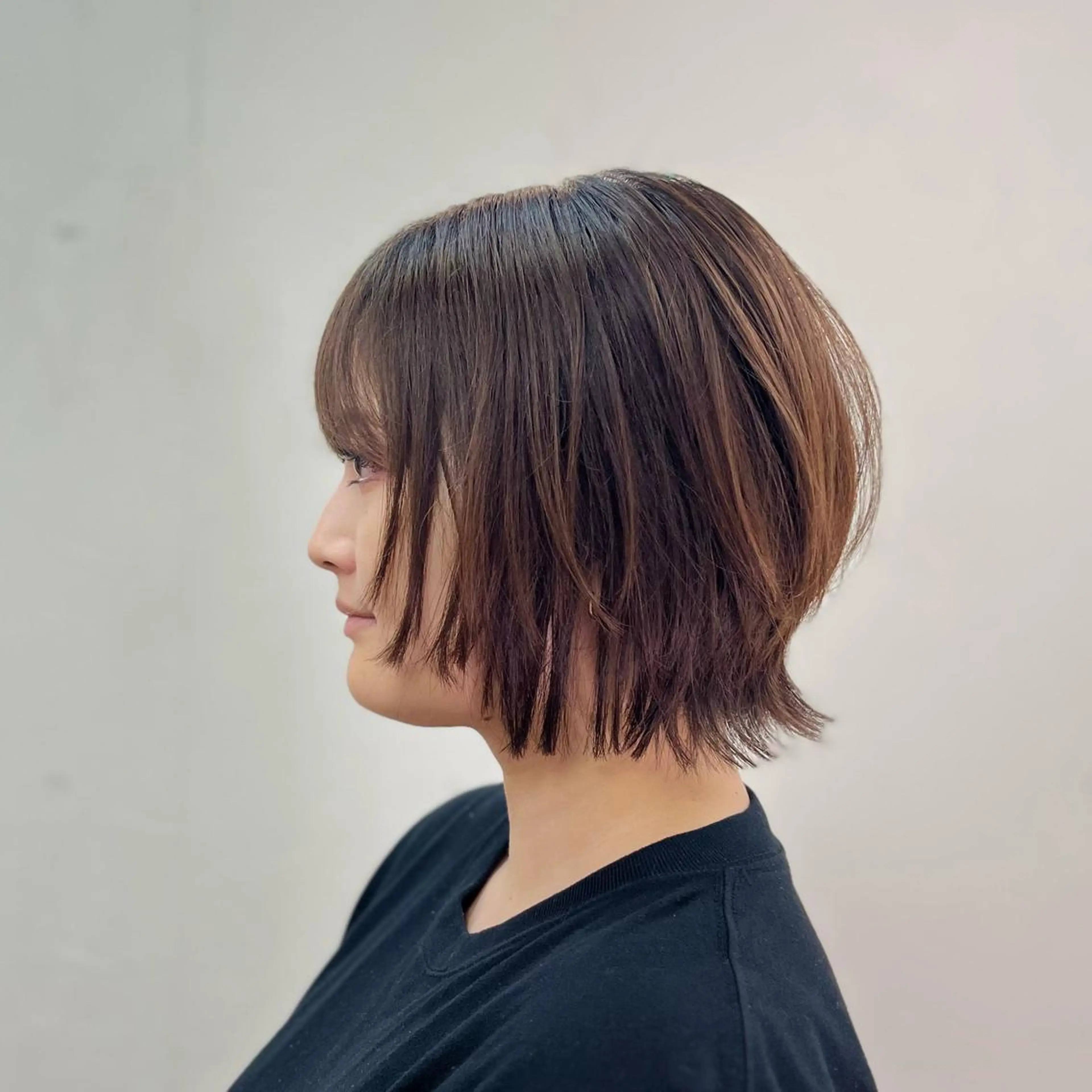 ショート ボブレイヤー ボブ 顔まわりレイヤー レイヤーカット 冨田 豊のヘアスタイル