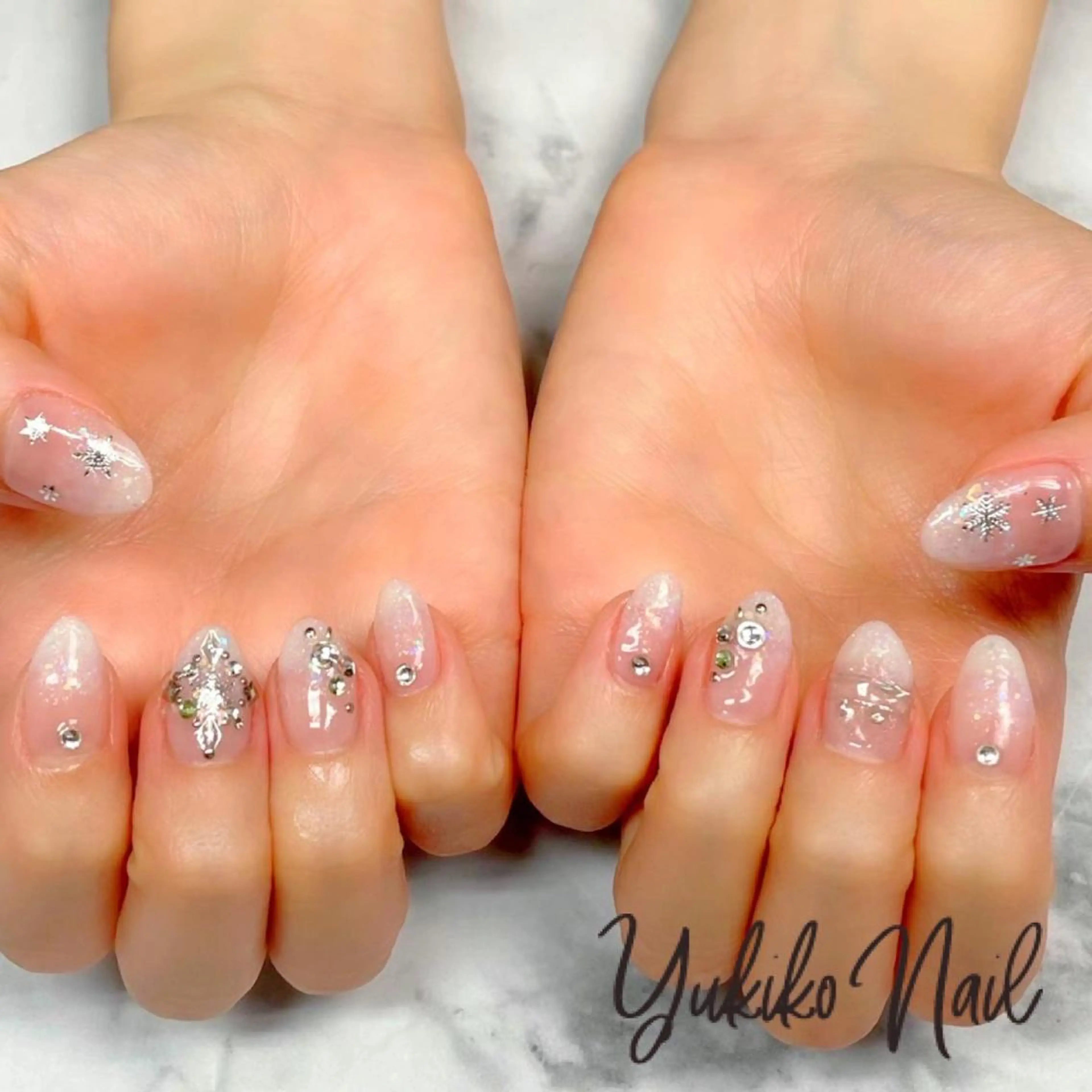 ネイル 持ち込み ハンドネイル ユキコ ネイルのネイルデザイン