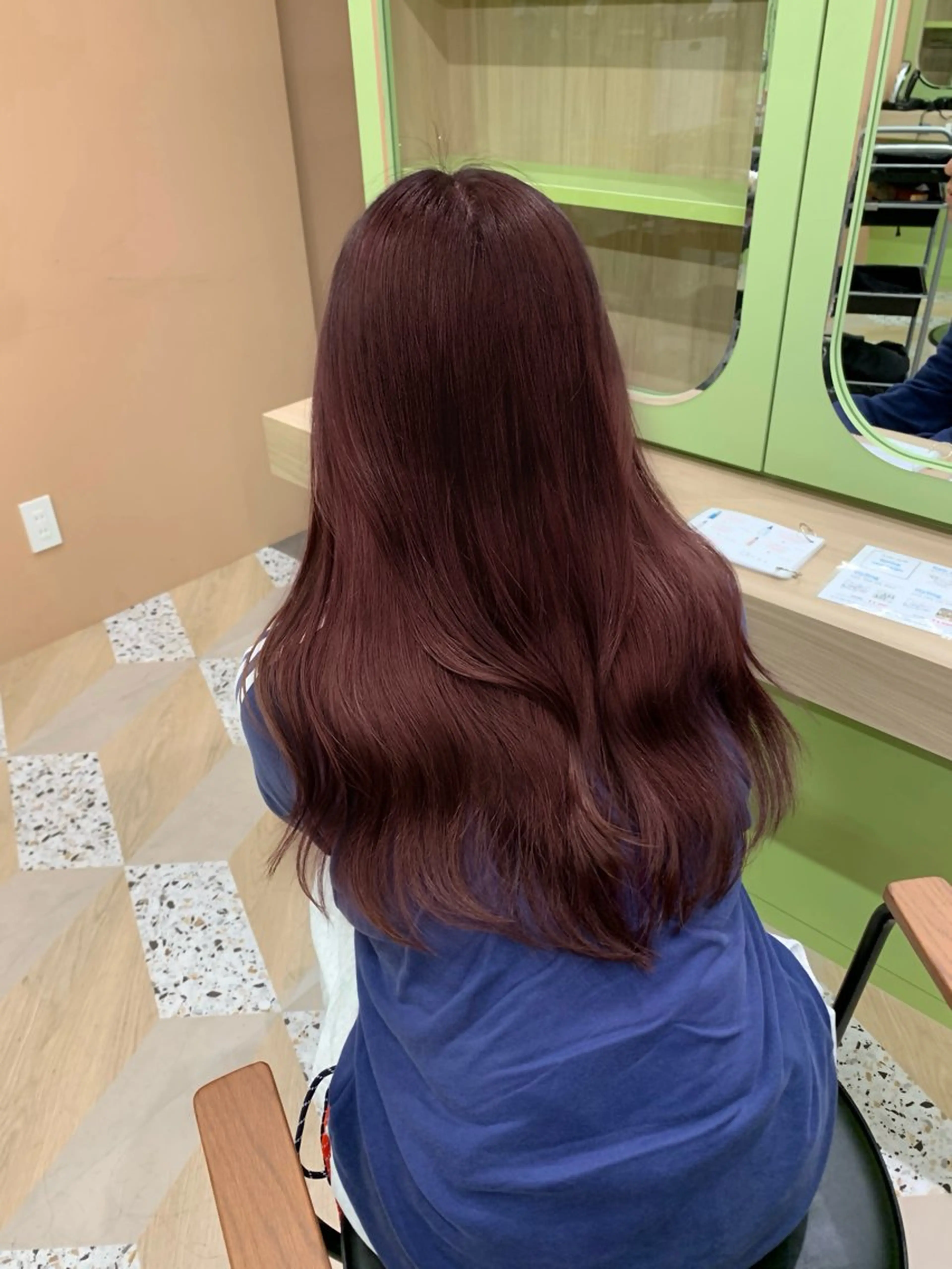 ロング カラー 透明感カラー レイヤーカット トリートメント カット ヘアカラー トリートメント 透明感カラー特化/ ベージュ/梅田/英輝のヘアスタイル