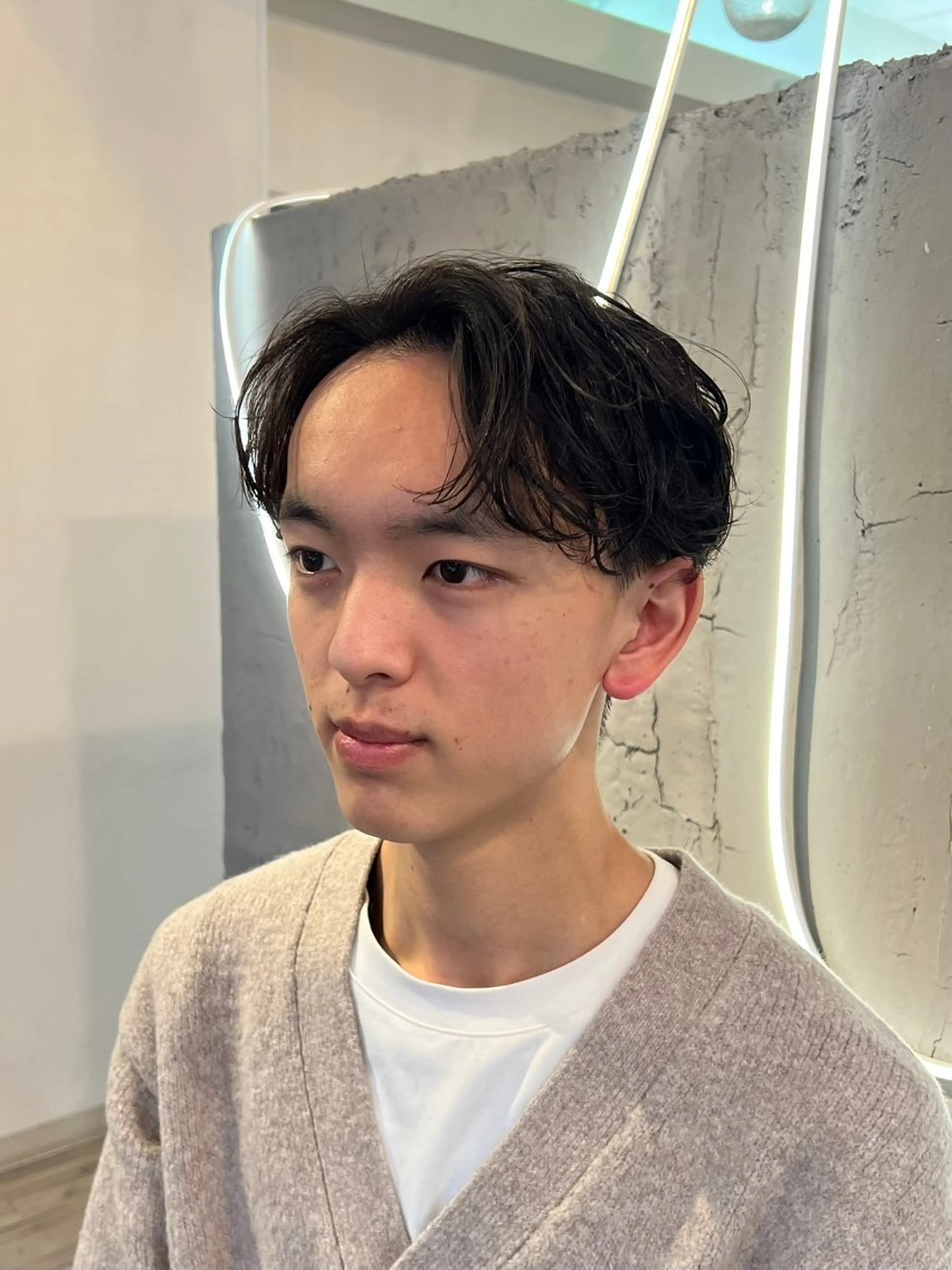 パーマ メンズ センターパート マッシュ メンズパーマ カット パーマ いぐちしょうた🫧 VISAGEbaskのヘアスタイル