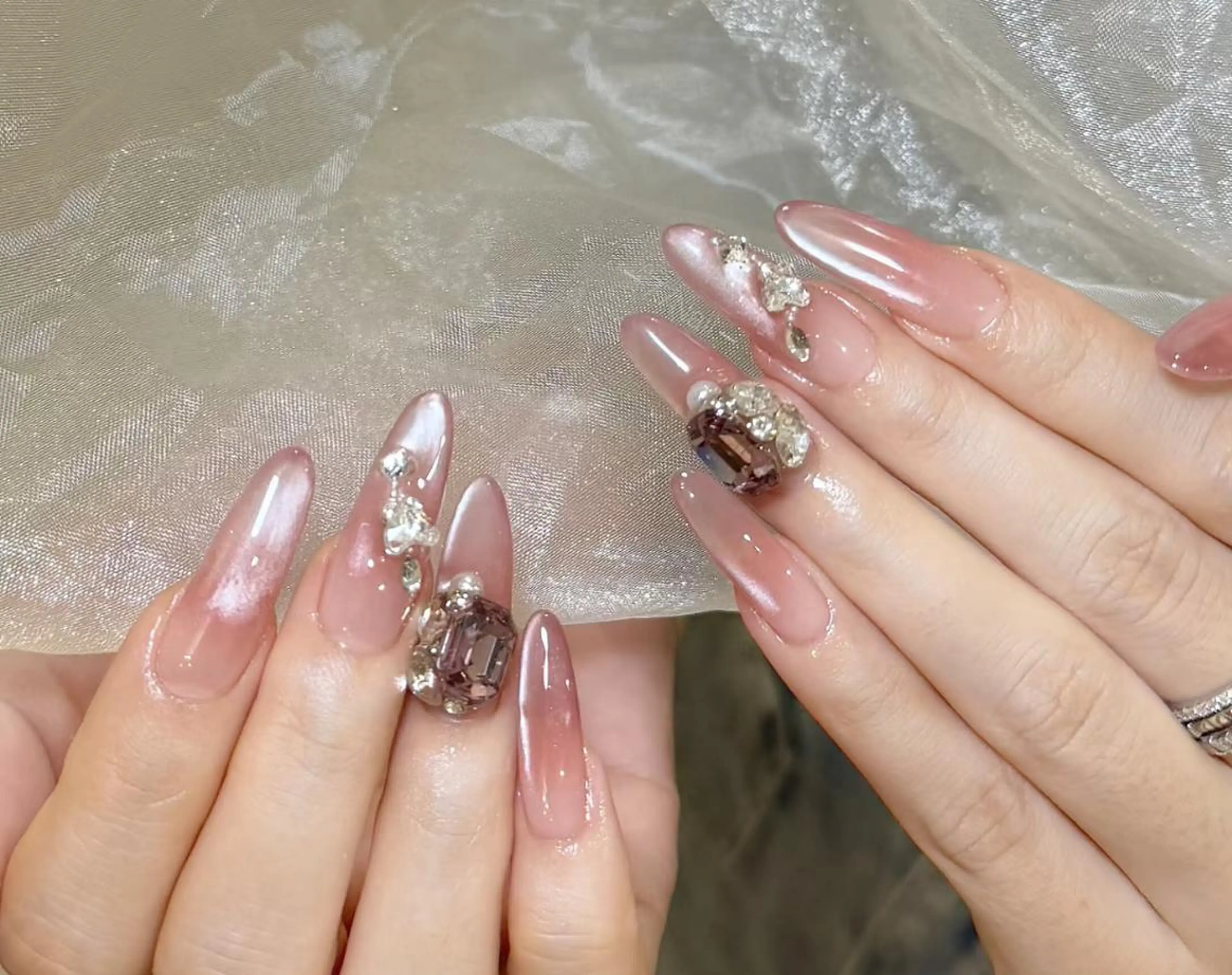 ネイル ハンドネイル ハンドケア 🍑 momo_nailのネイルデザイン