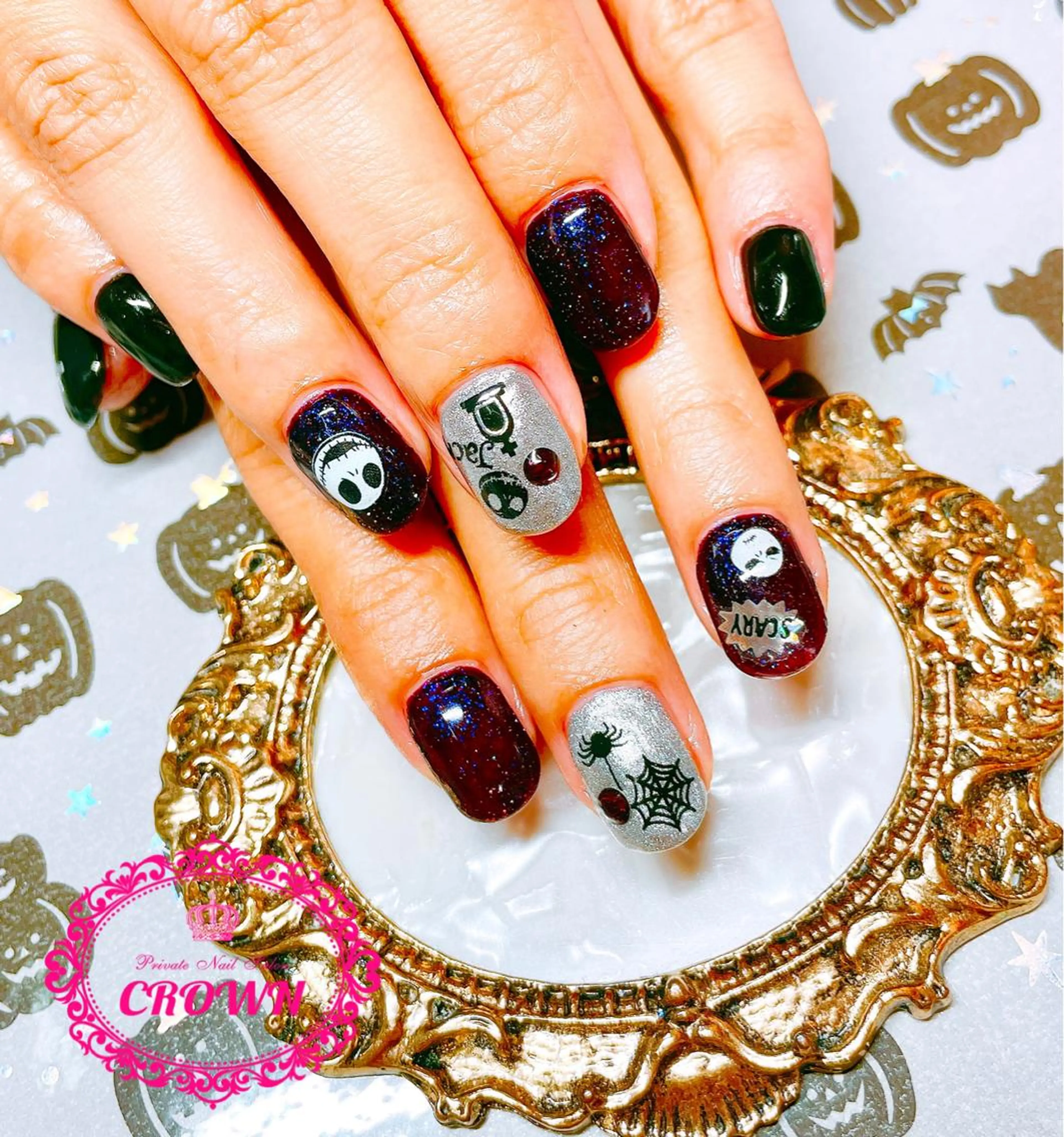 ネイル CROWN プライベートサロンのネイルデザイン