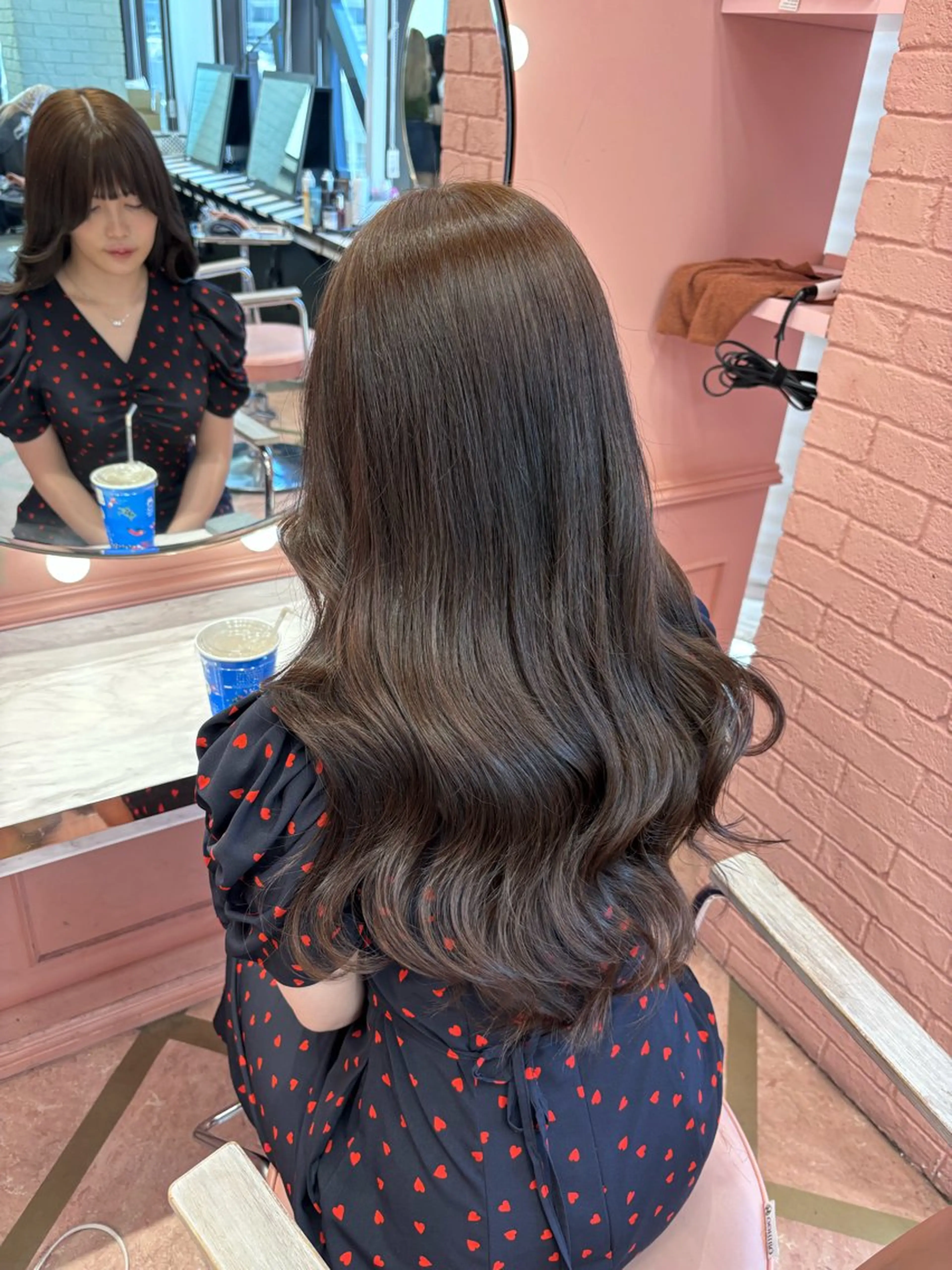 ロング ヘアカラー Su-chi-🧴 /ミルクティーカラーのヘアスタイル