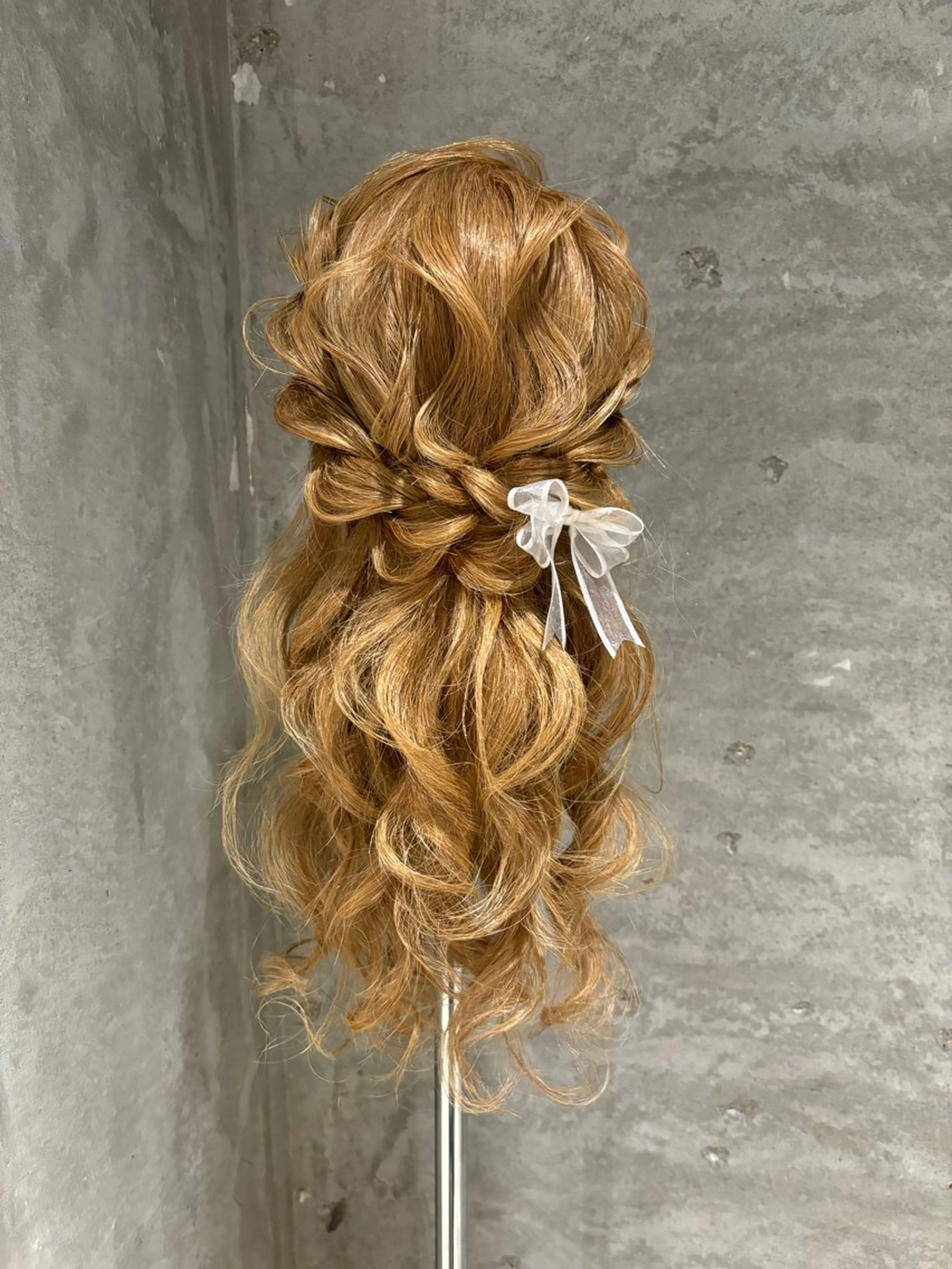 ロング 大阪／ハイトーン ／アレンジ／りなのヘアスタイル