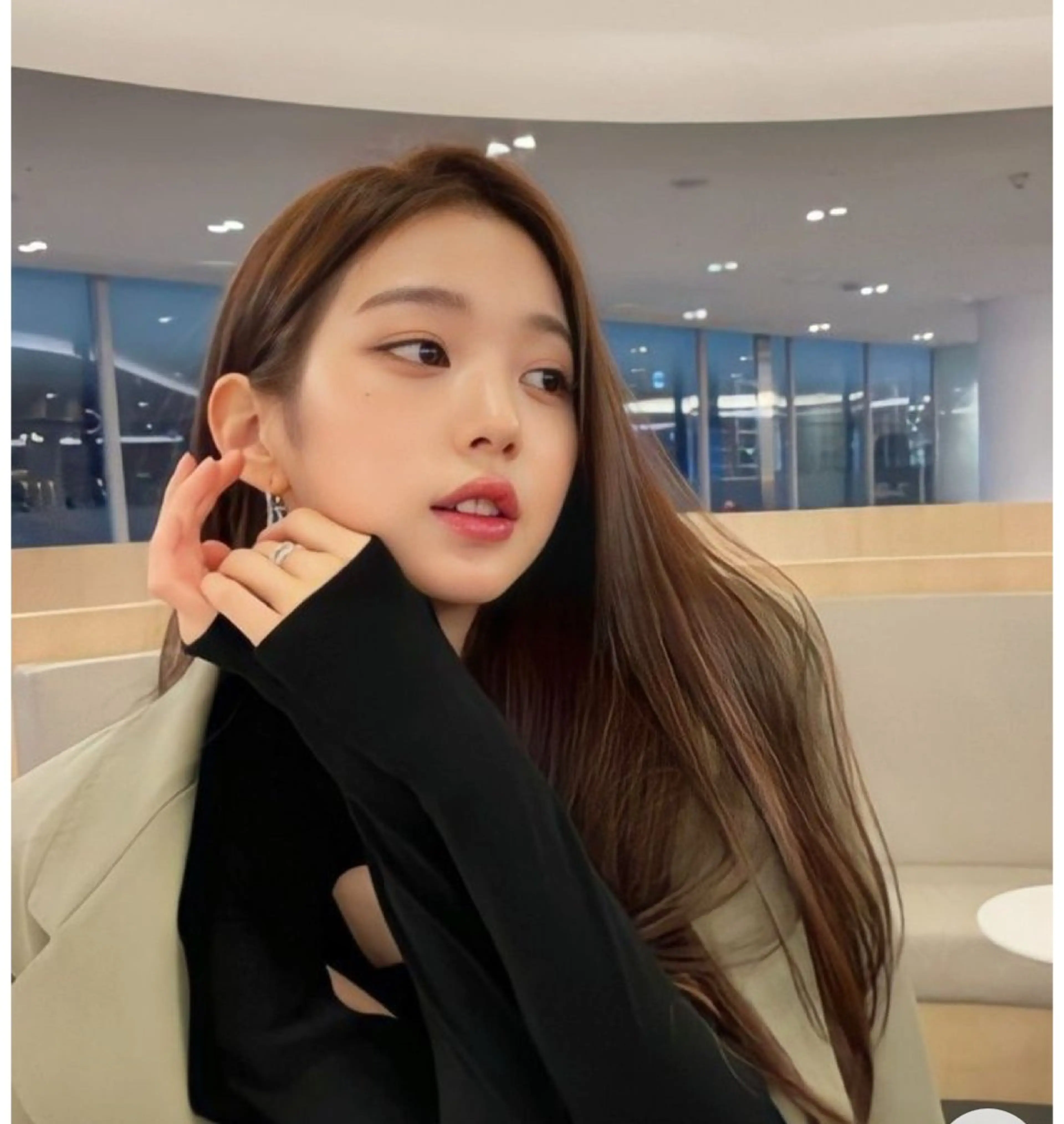 ロング カラー ブリーチ/ハイトーン /レイヤーのヘアスタイル