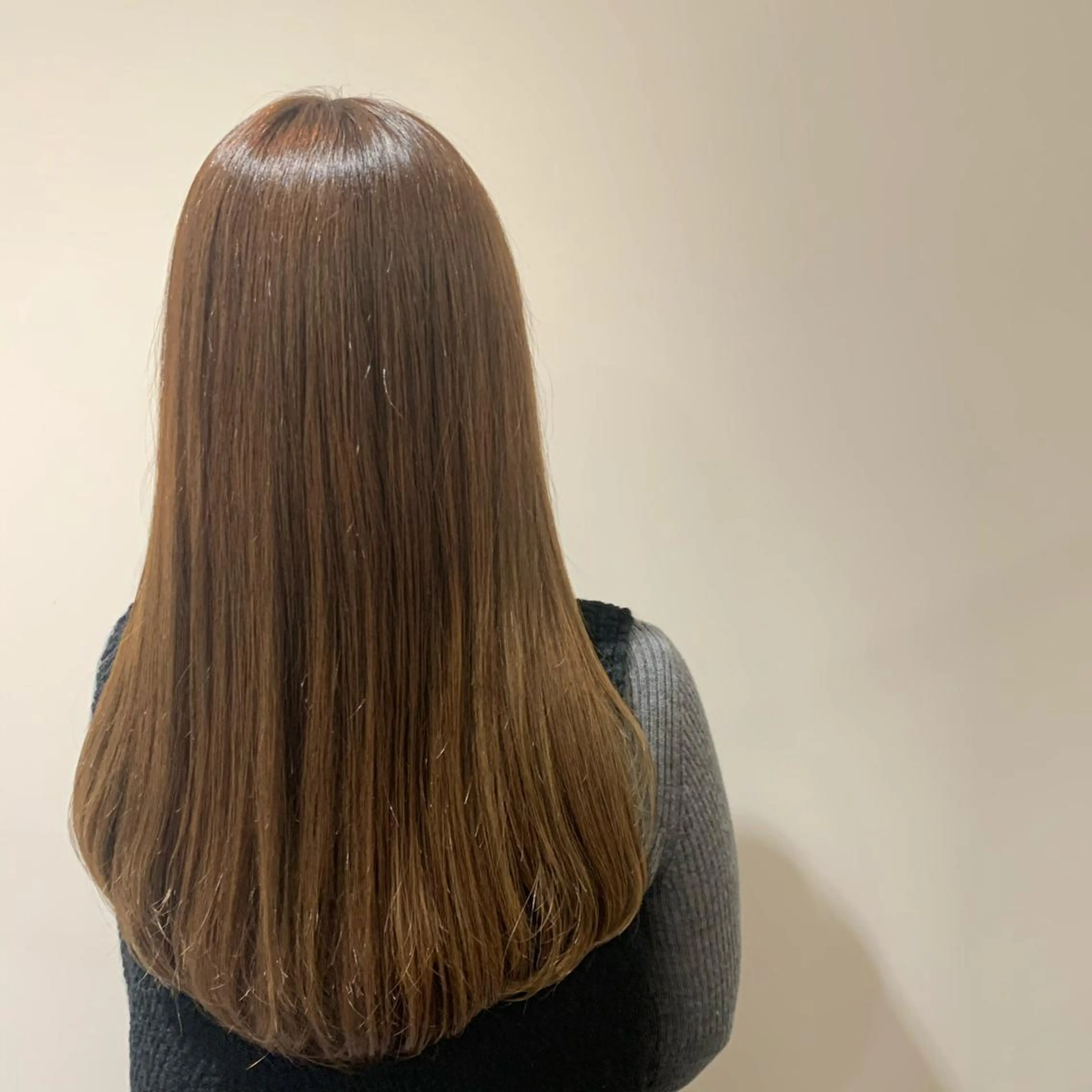 ロング カラー ブリーチ ブリーチなしカラー 高井瑠華🌼 ストカールカット特化のヘアスタイル