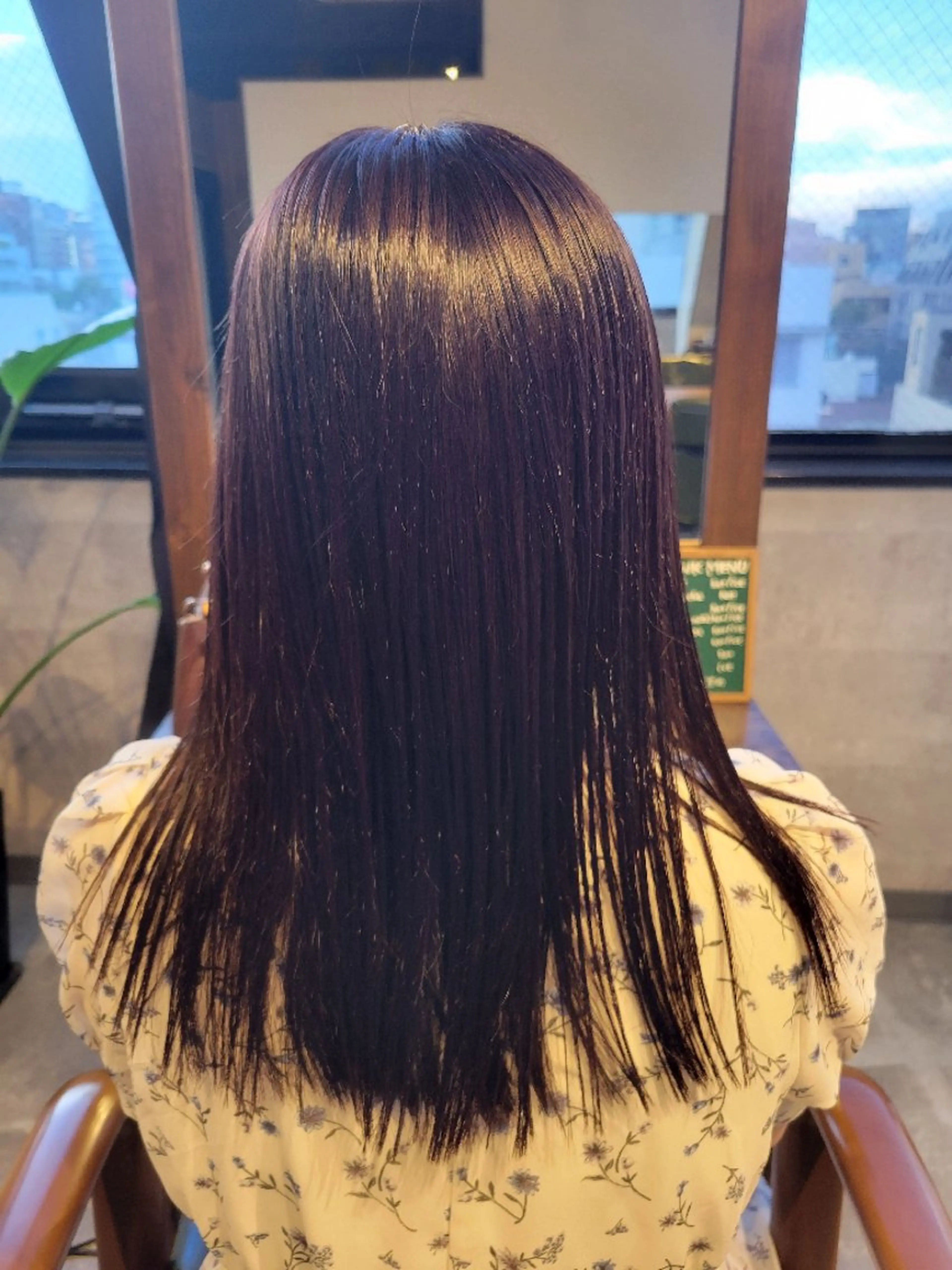 ロング カット ヘアカラー 山口 そらのヘアスタイル