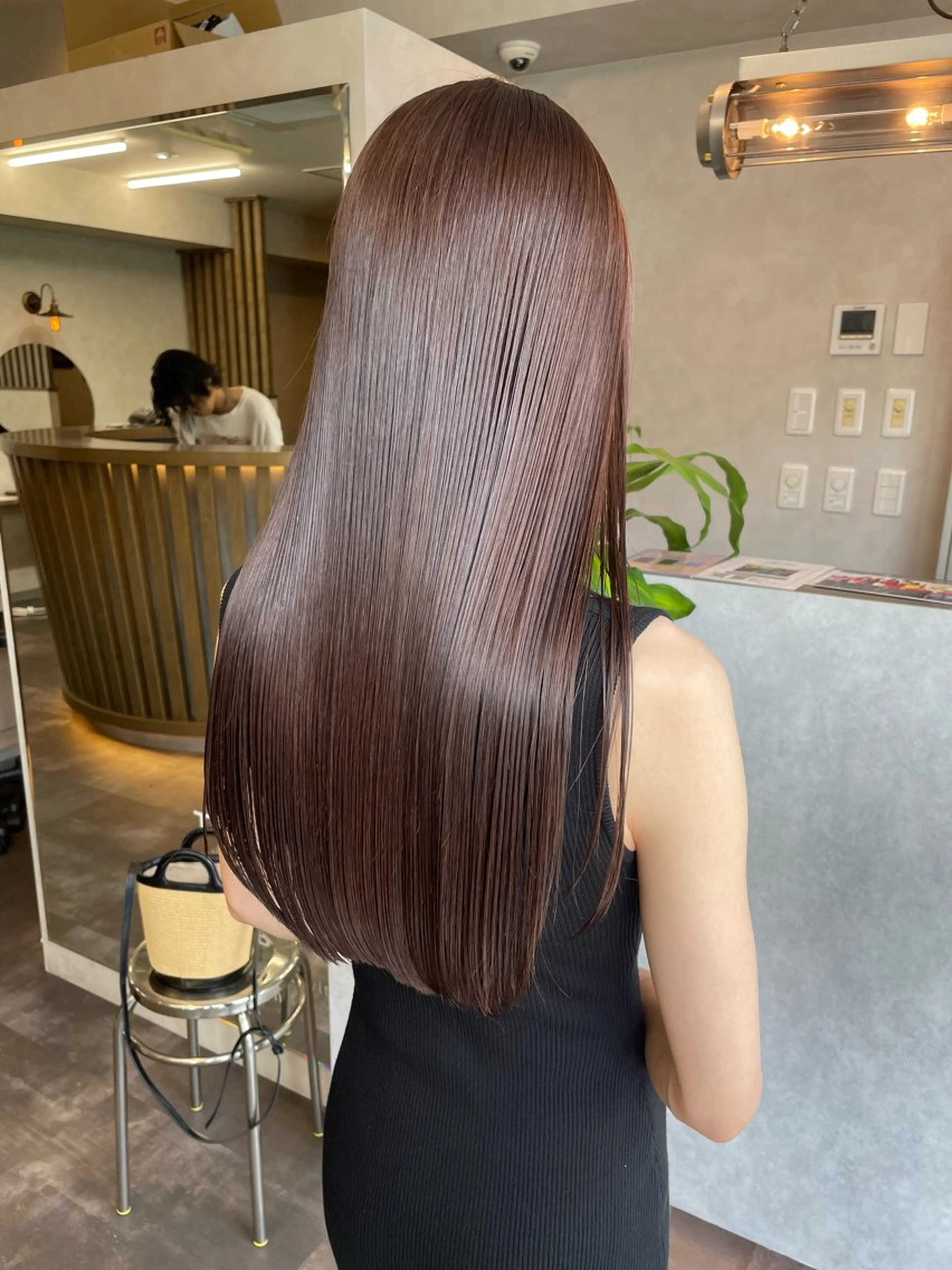 ロング カット 縮毛矯正 【髪質改善】 【酸性ストレート】のヘアスタイル