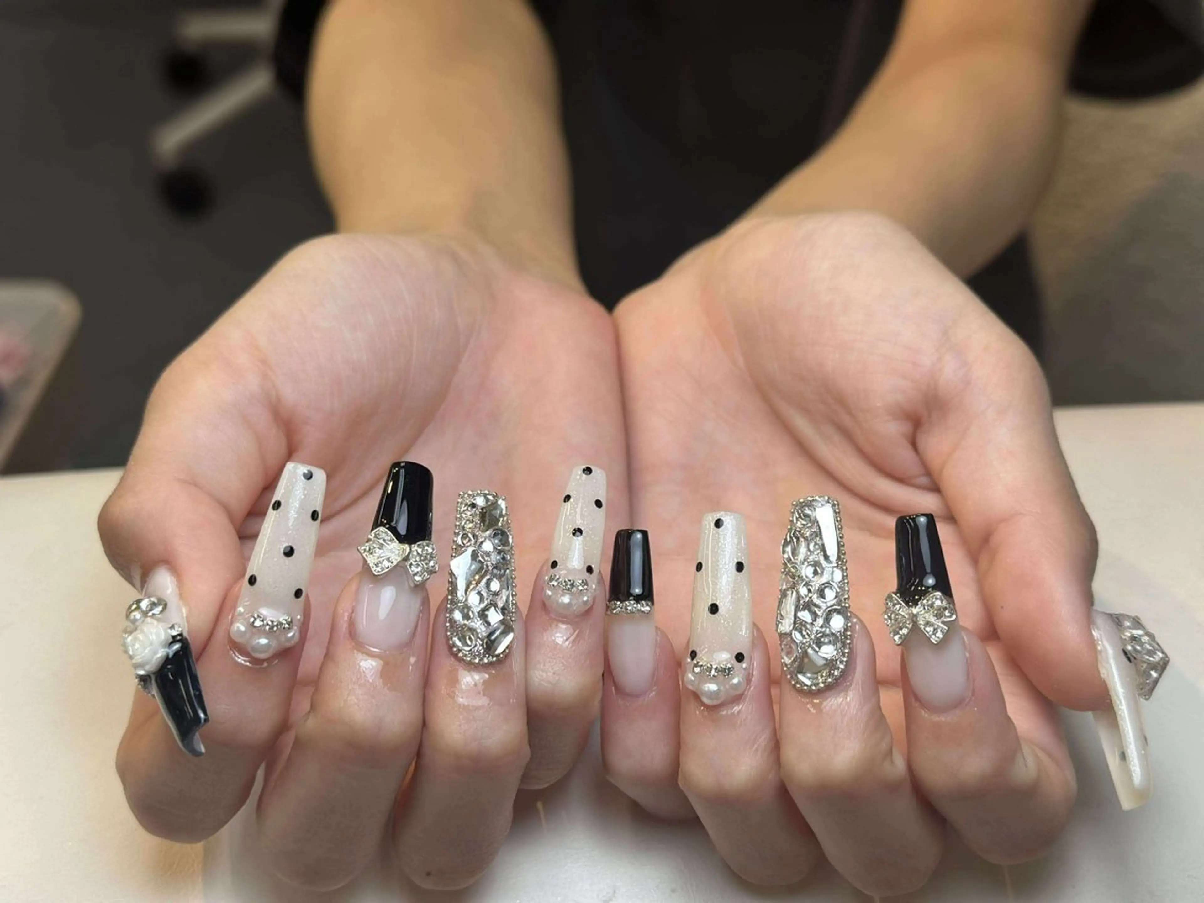 ネイル アートネイル 成人式 ジェルネイル ニュアンスネイル 夏ネイル Nie Nail Shinokuboのネイルデザイン