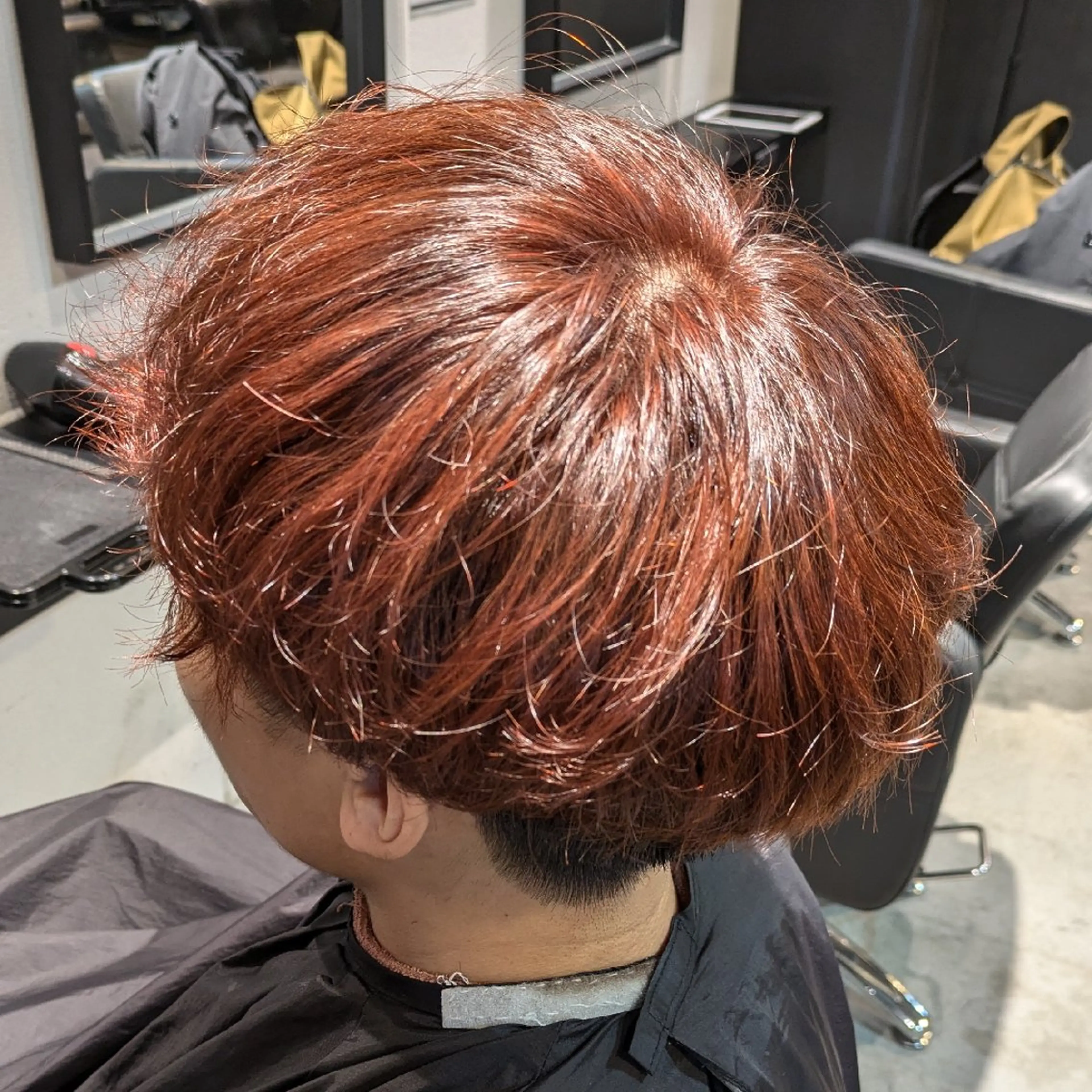 メンズ カラー ブラウンカラー レッドカラー PERCUT 天王寺店所属・上向井 真志【メンズ美容師】のヘアスタイル