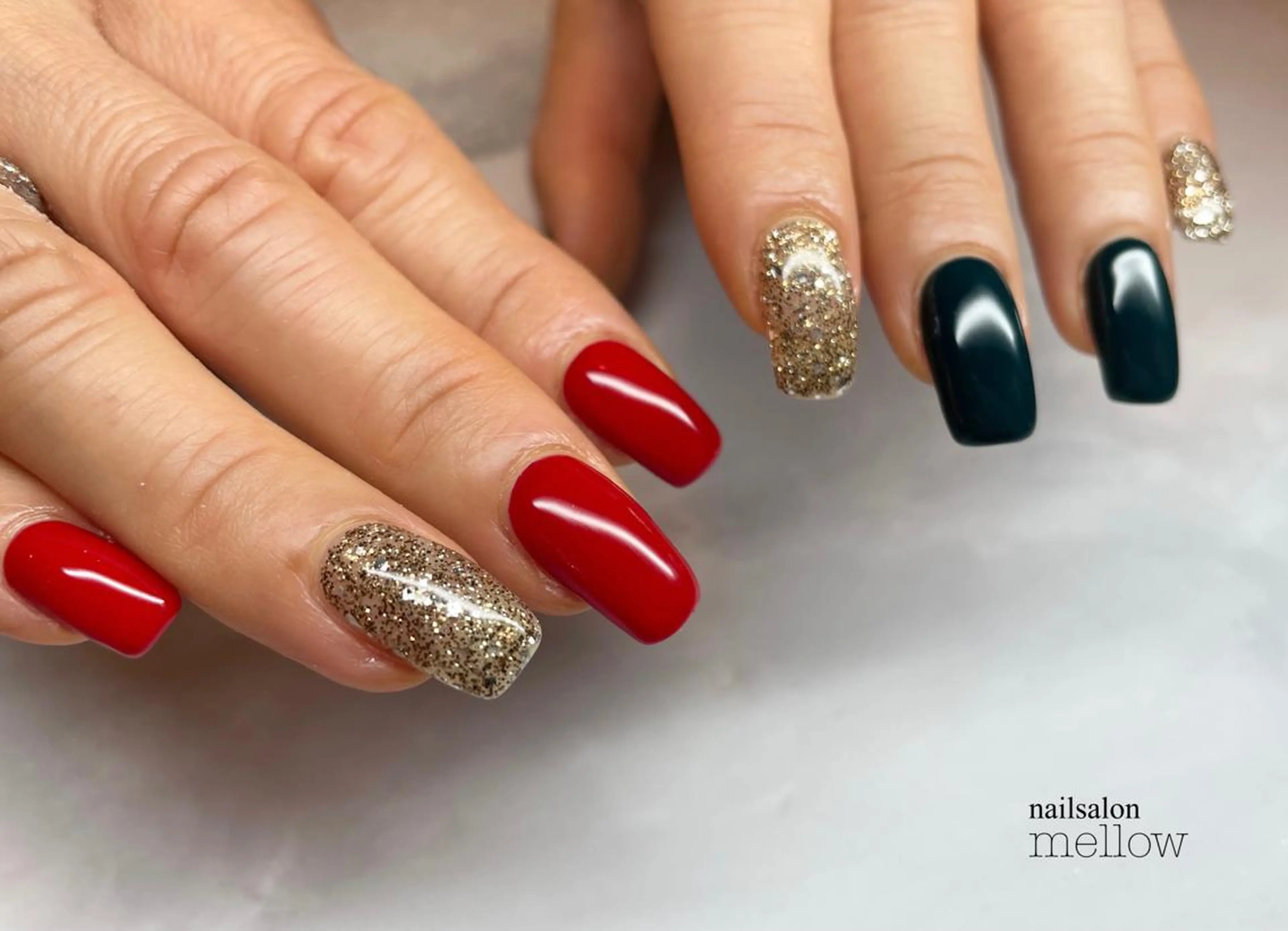 ネイル グリーン 赤色 大山 浩美のネイルデザイン