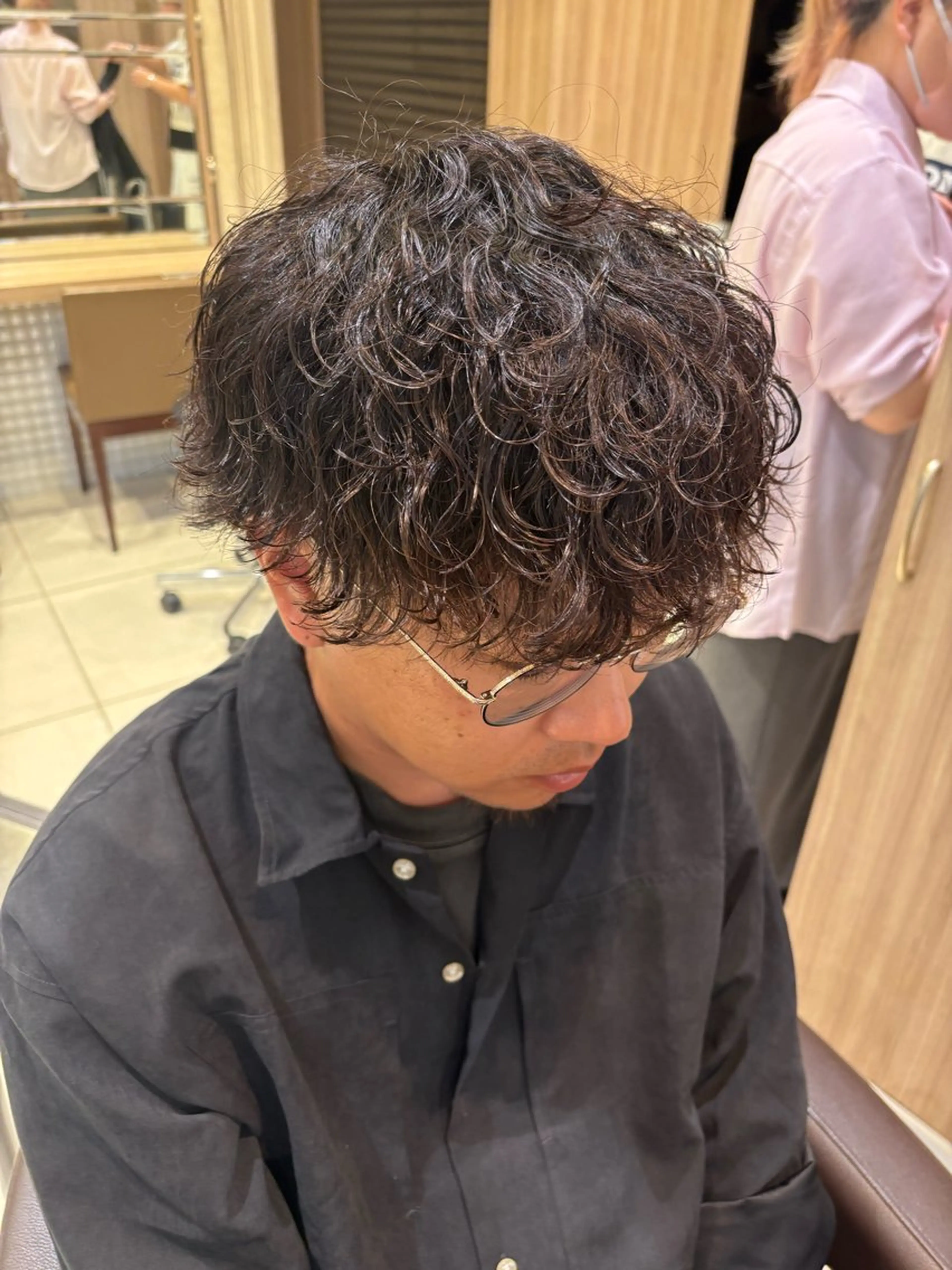 パーマ メンズ ブリーチ/パーマ 縮毛/レイヤーaoiのヘアスタイル