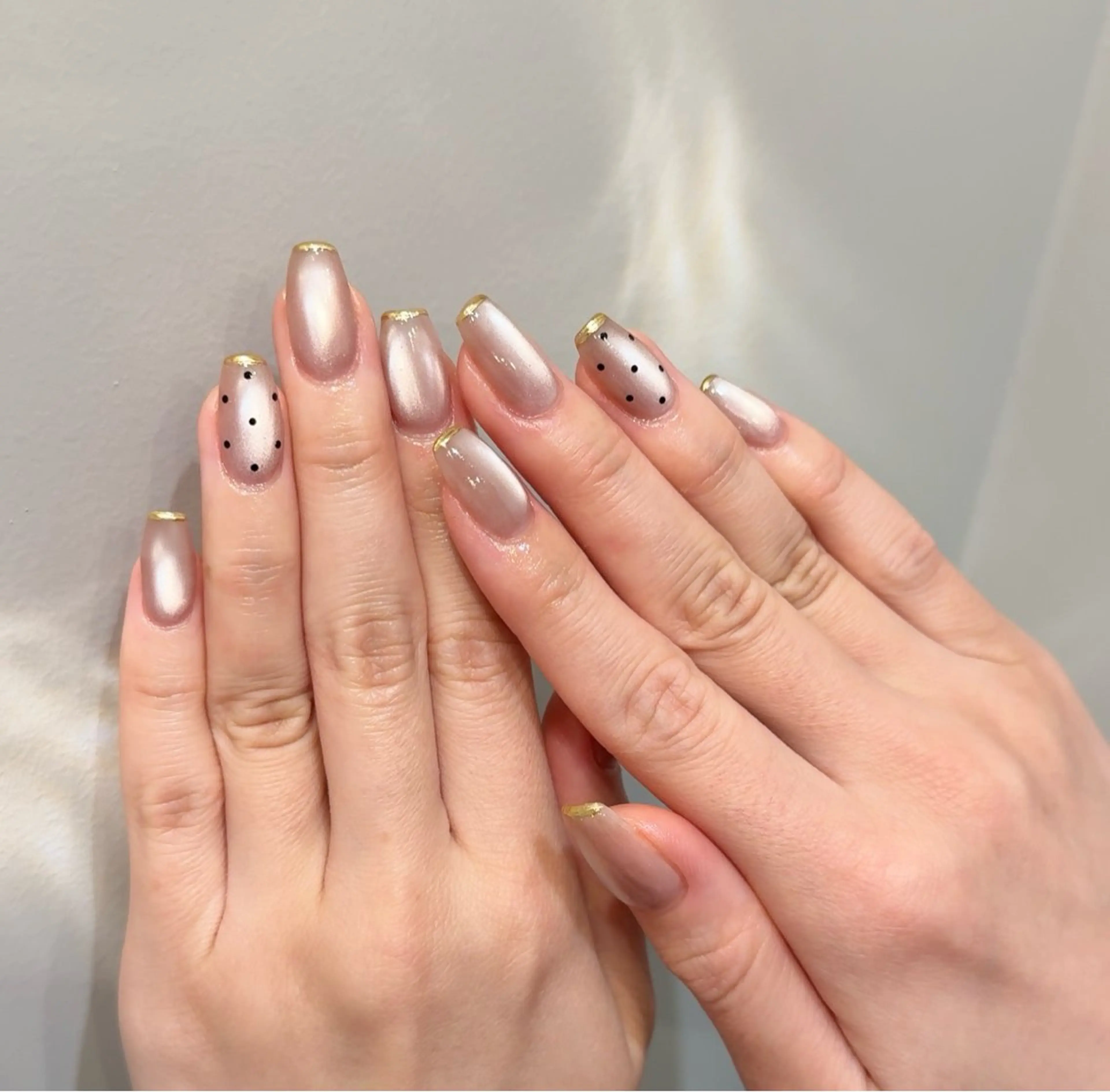 ネイル ドット マグネットネイル マグネットワンカラー ミラーネイル ワンカラーネイル nail Latteのネイルデザイン