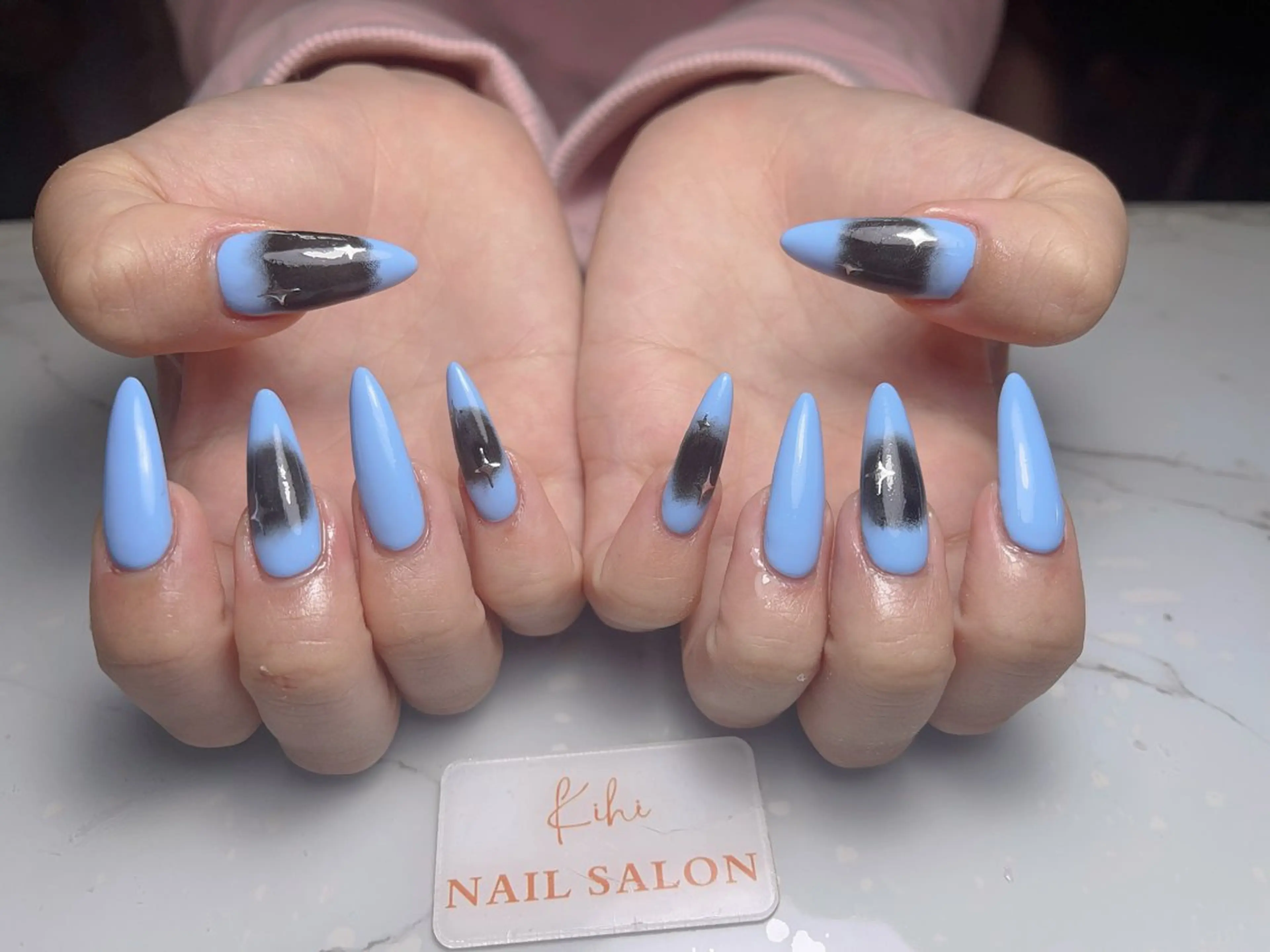 ネイル アートネイル フレンチネイル ジェルネイル グラデーション 韓国ネイル ハンドネイル 💕鈴木ユリ パラジェル/オフ無料のネイルデザイン