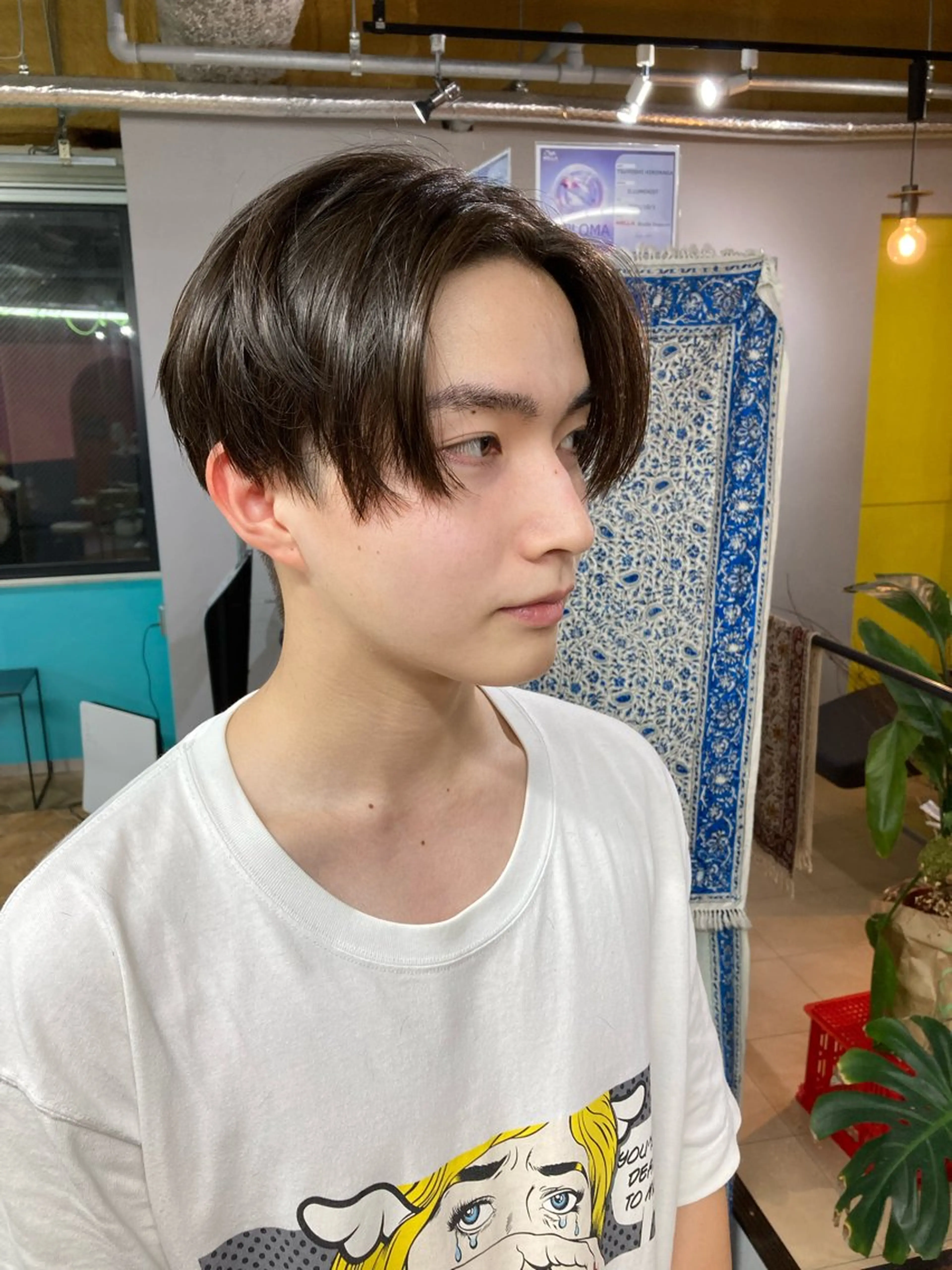 ミディアム メンズ センターパート カット 透明感カラー レイヤー亀井唯登のヘアスタイル