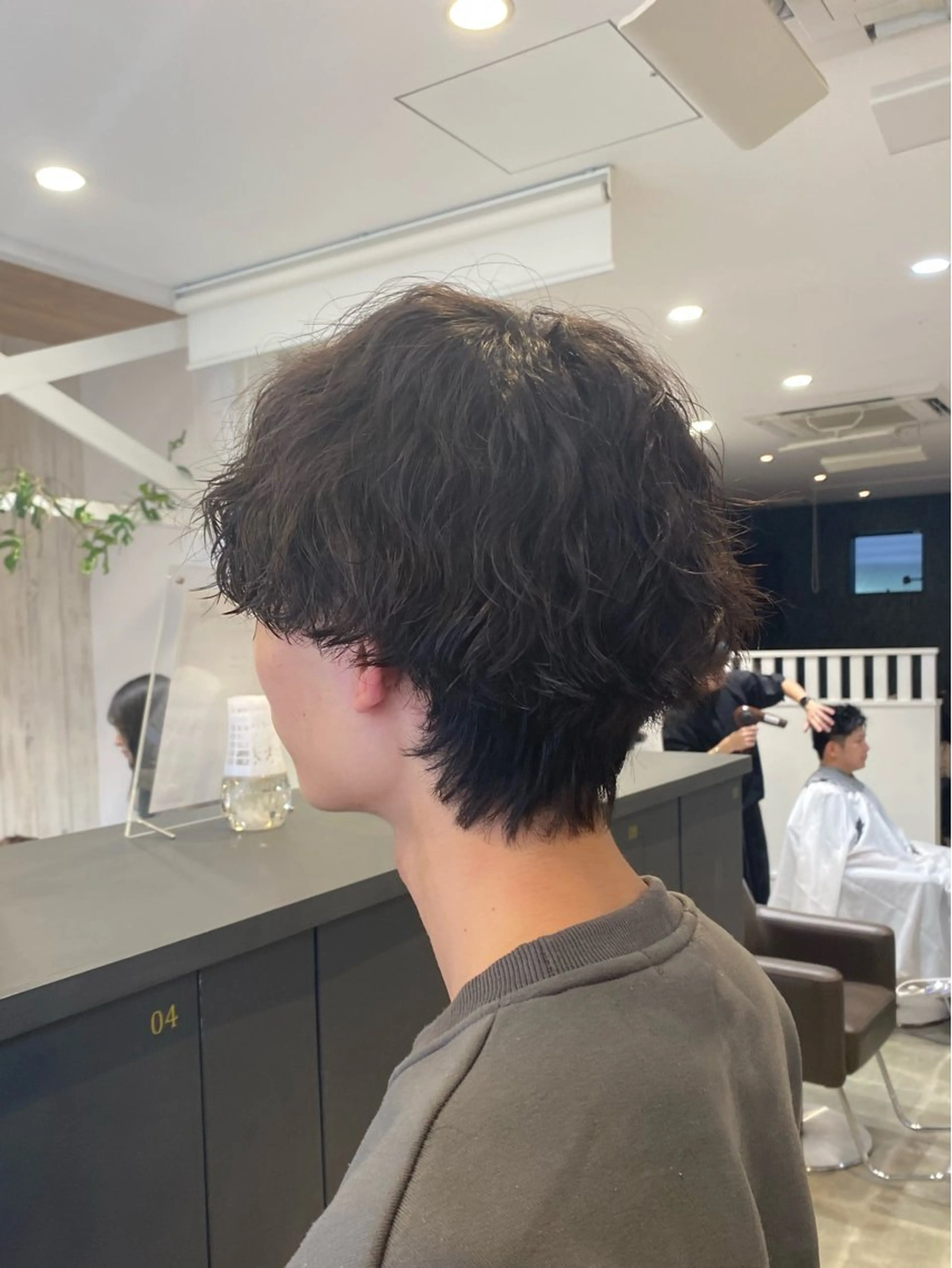 カット＋ツイストor波巻きパーマ🧞‍♂️の写真