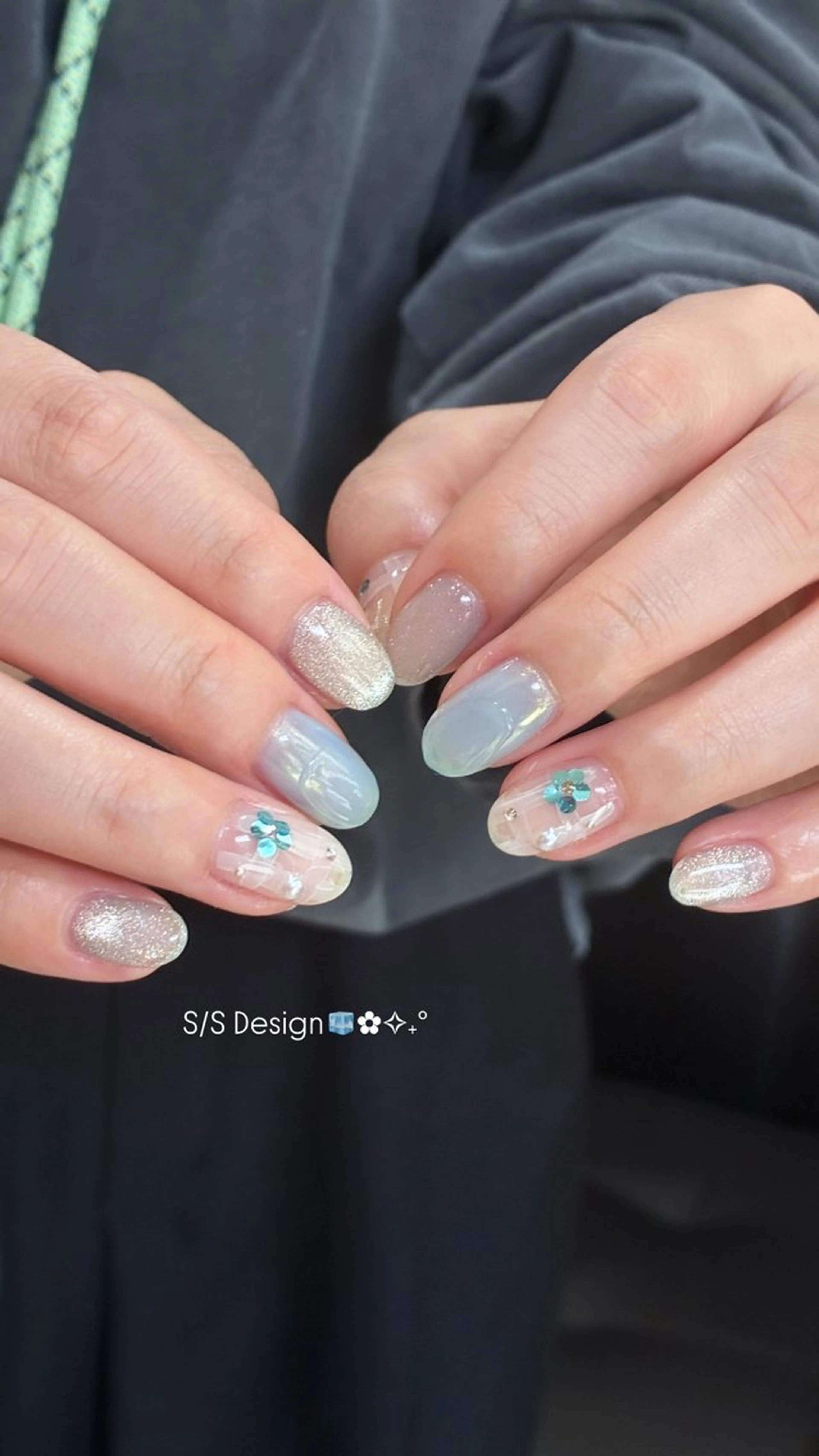 ネイル ハンドネイル Aki ୨୧のネイルデザイン