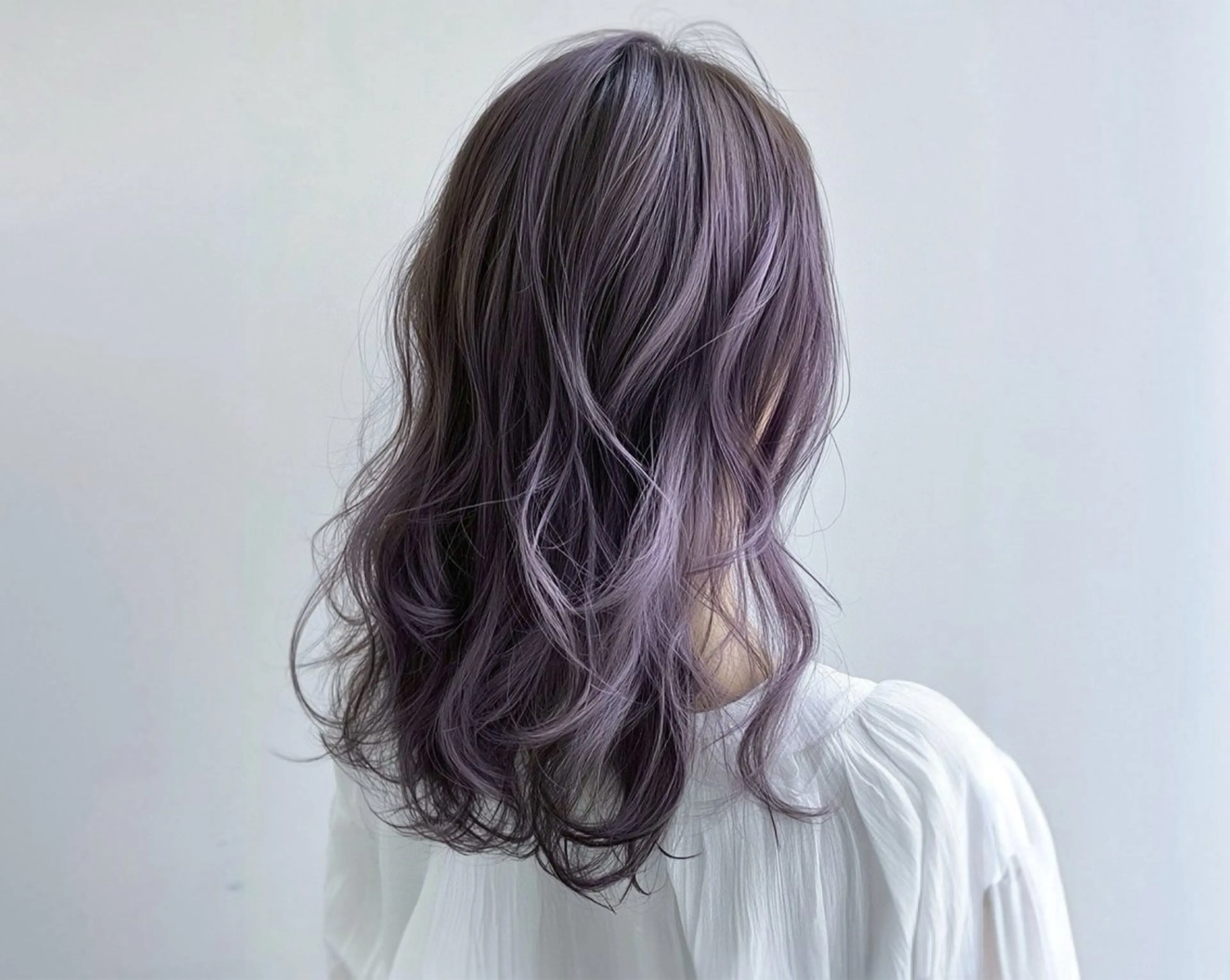 ミディアム 🖤韓国系🇰🇷カ ラーkokona🖤のヘアスタイル