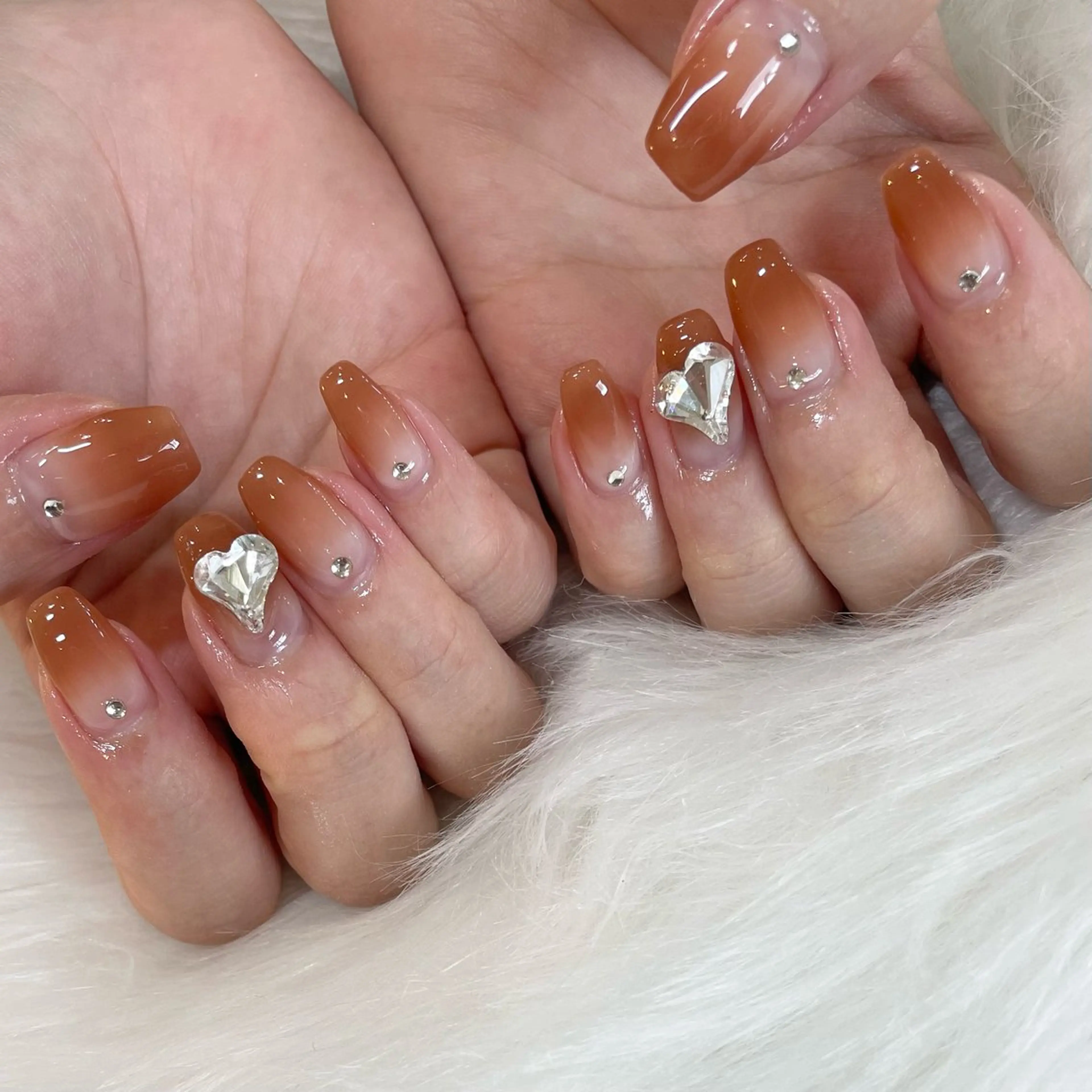 ネイル ブラウン Nail Salon Gummi.のネイルデザイン