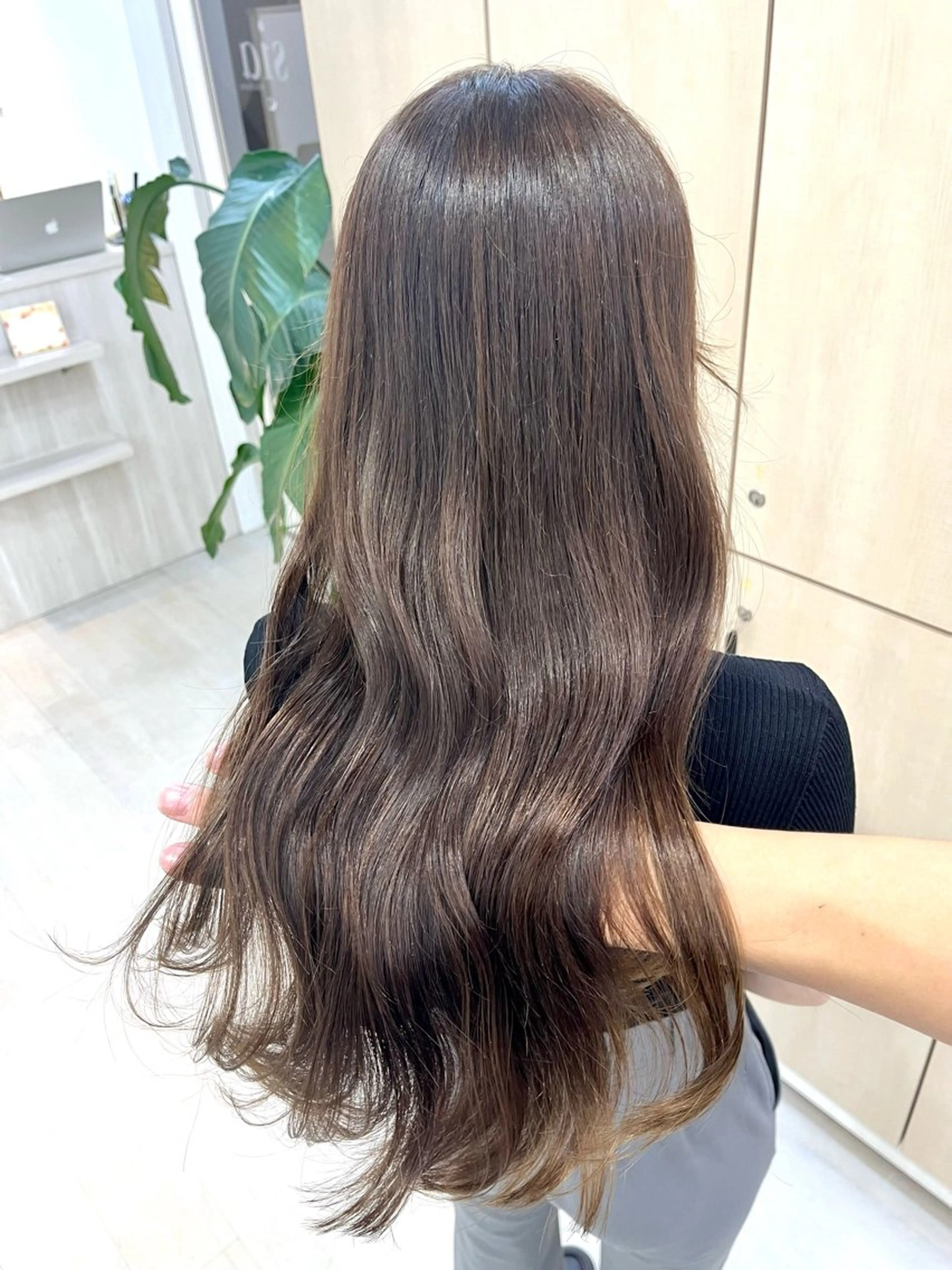 ロング カット ヘアカラー トリートメント ヘッドスパ ヘアセット 🪞透明感カラー🫧 縮毛矯正🥇かずきのヘアスタイル