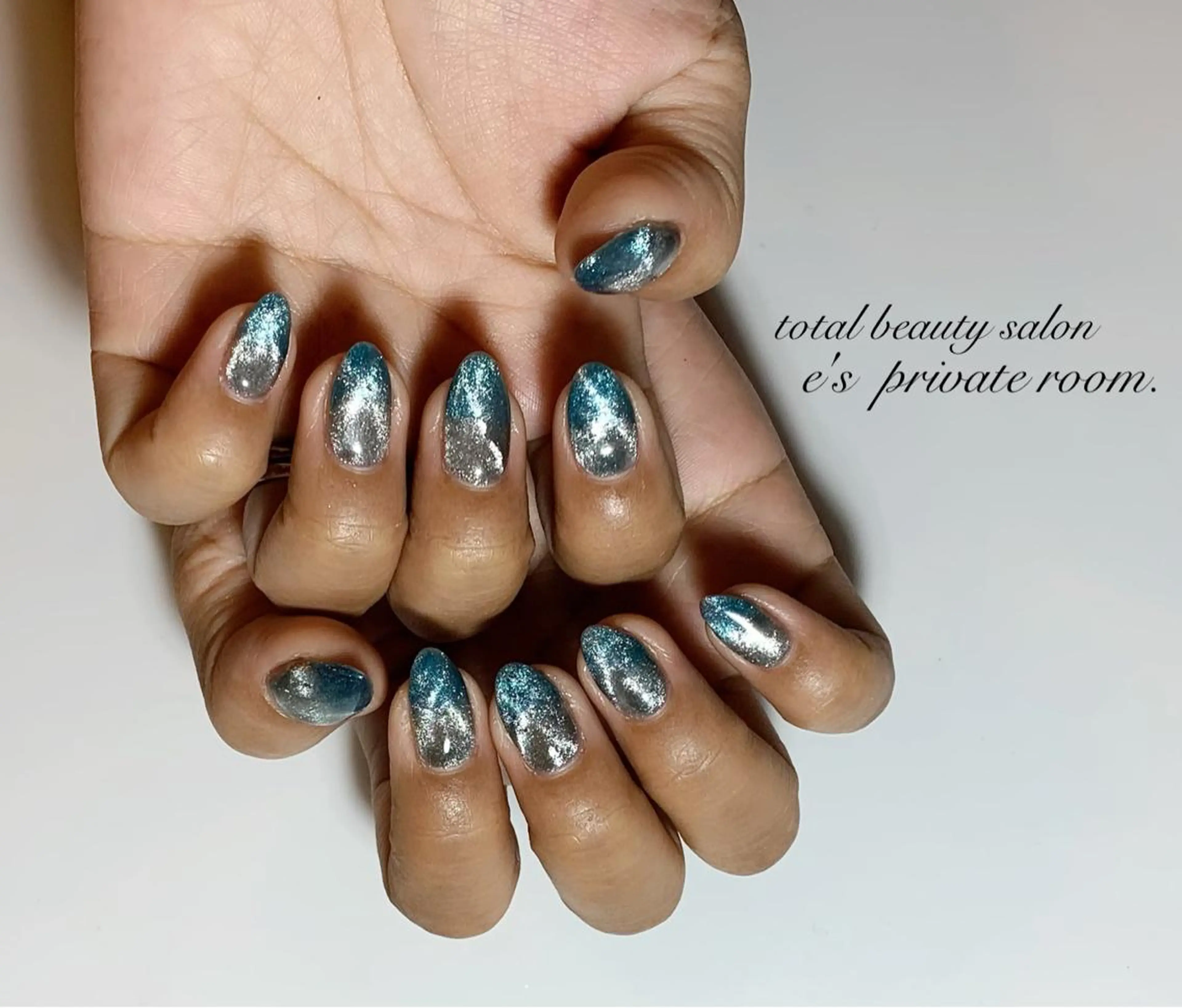 ネイル LAVISH nail salonのネイルデザイン