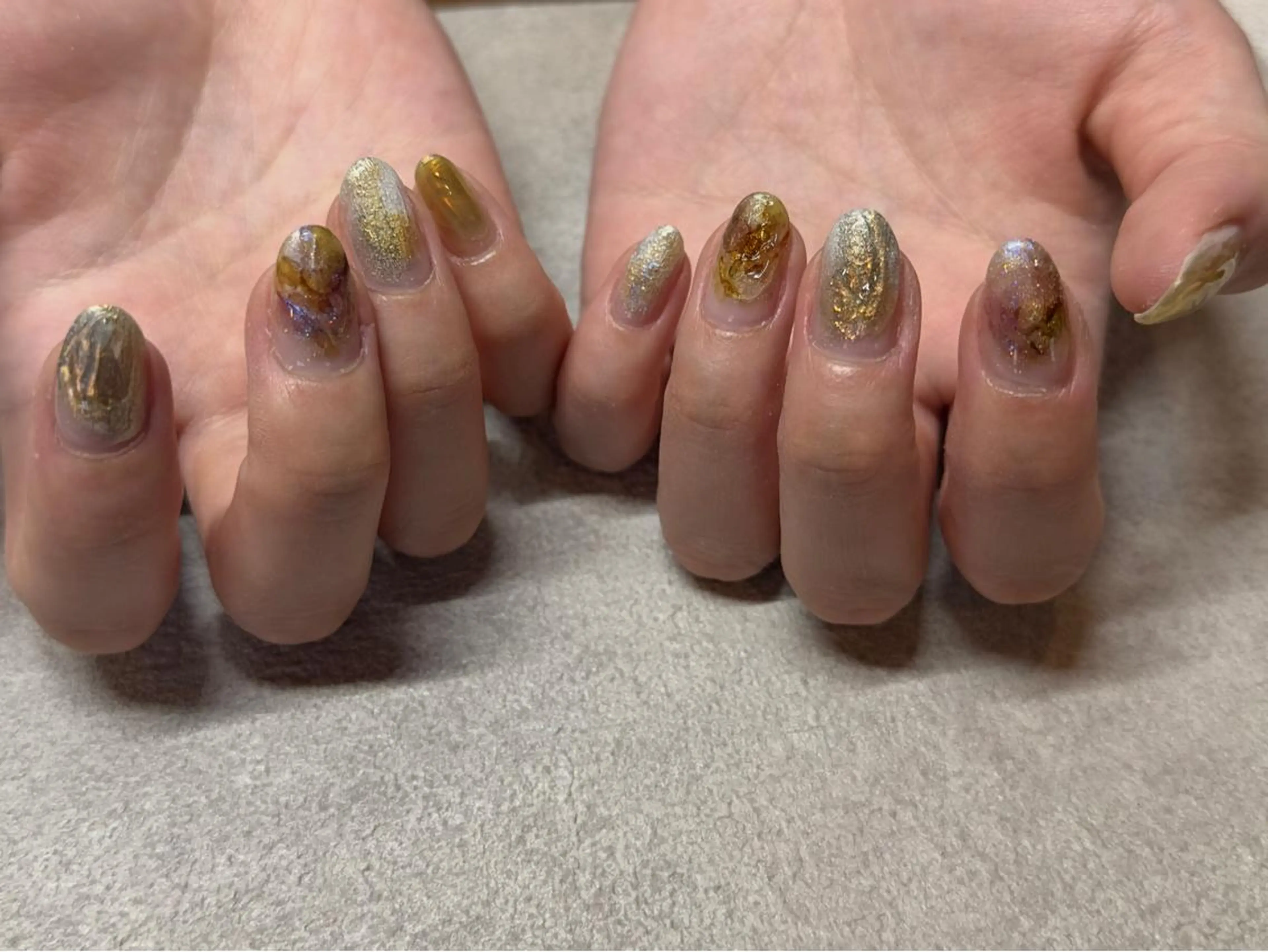 ネイル アートネイル フットネイル ジェルネイル キラキラネイル マグネットネイル 小河 仁美のネイルデザイン