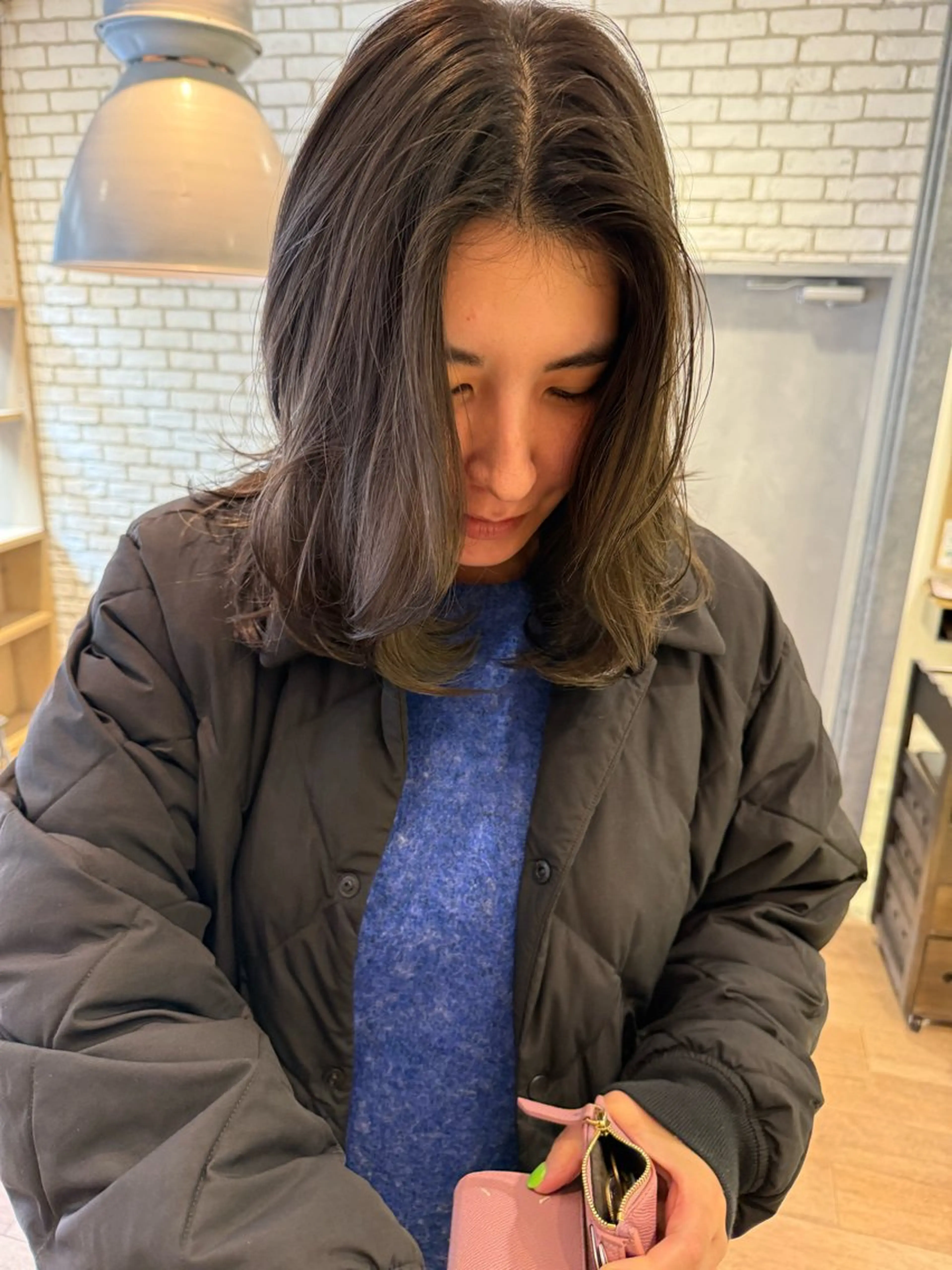 ミディアム カット ヘアカラー トリートメント 🩰 柔らかいカラー tomomi🌛のヘアスタイル