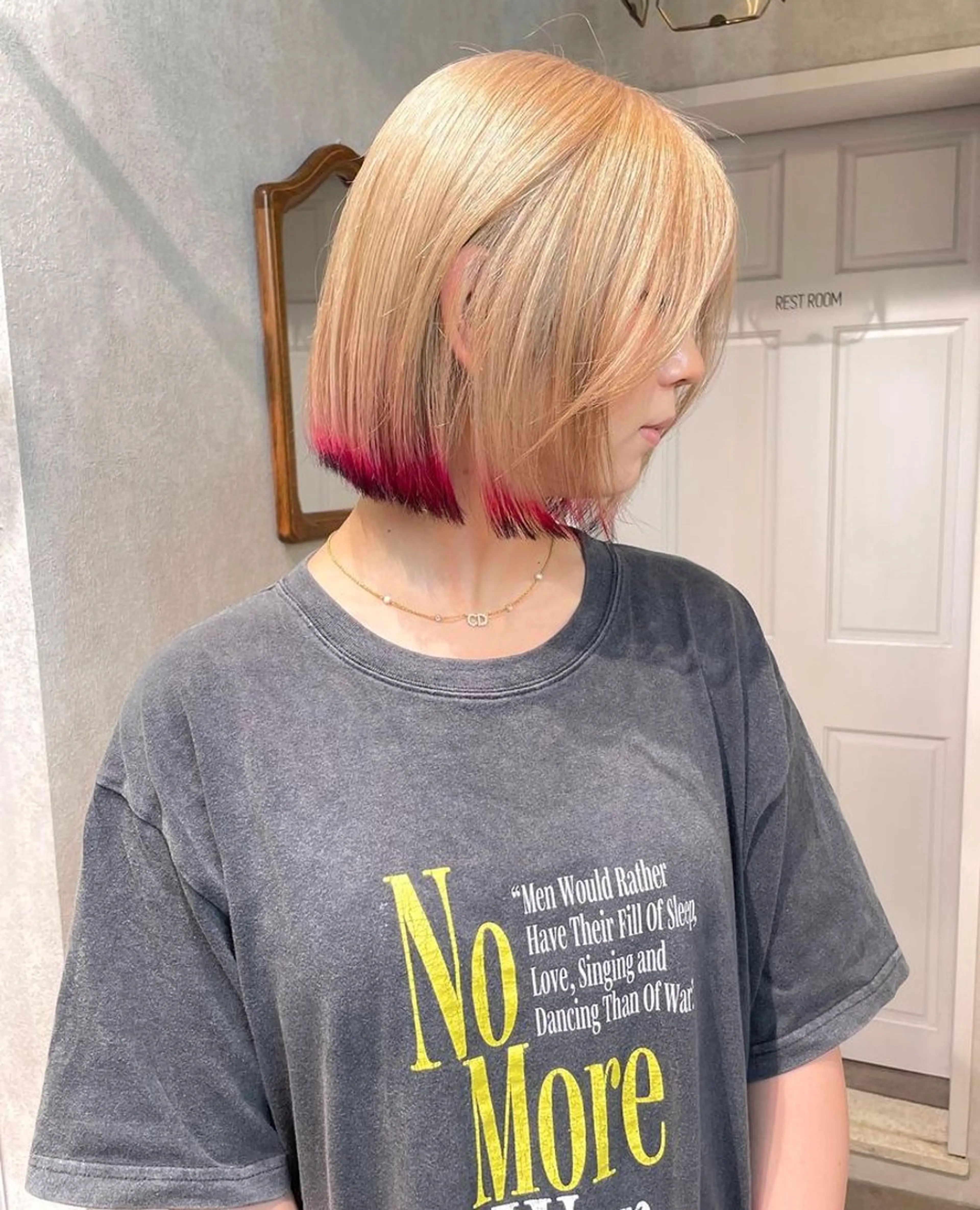 ショート カラー ヘアカラー 透明感モテスタイル 💞SHIORI💞のヘアスタイル