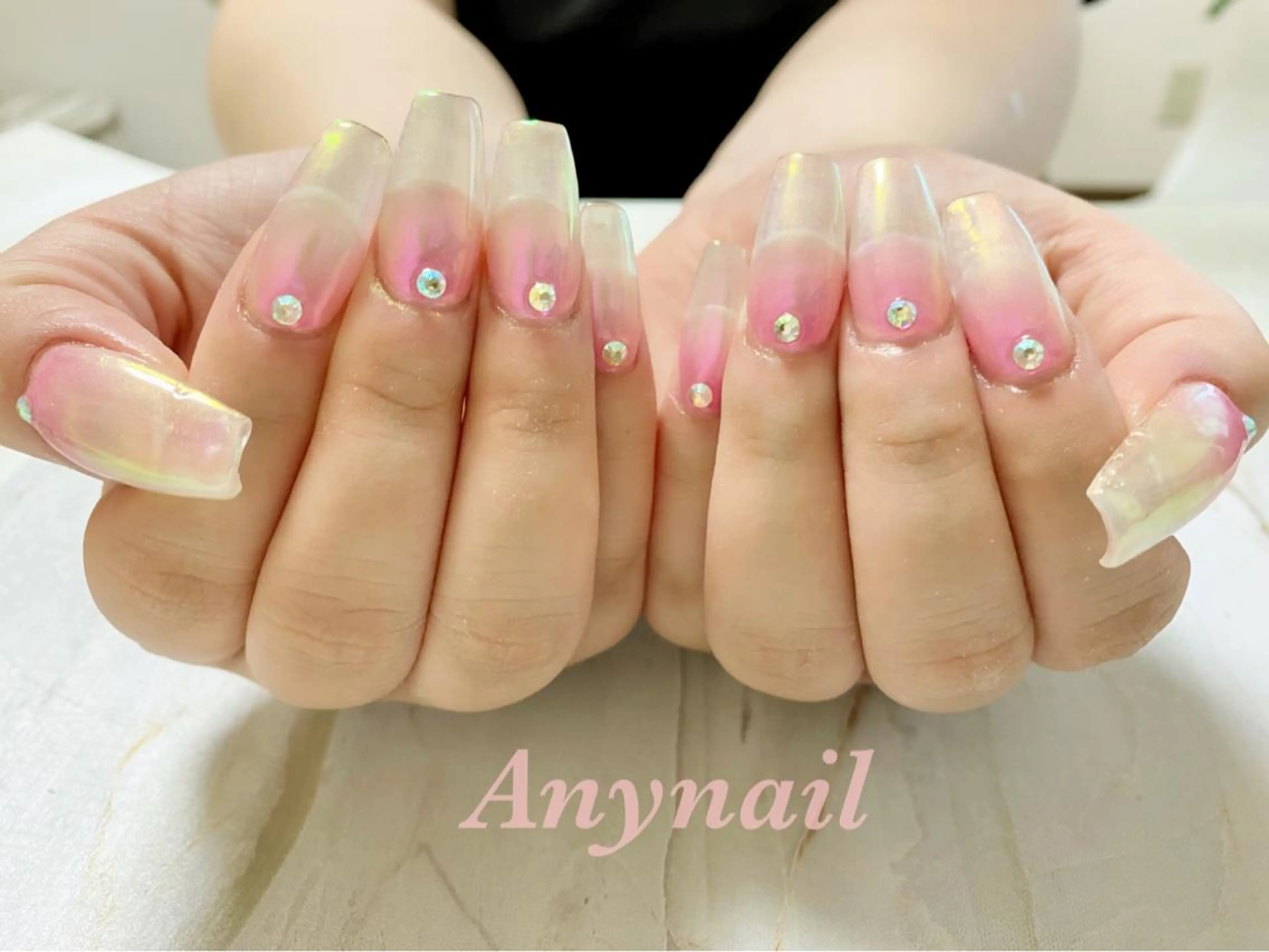 ネイル オーロラネイル ブルー クリアネイル ピンク スカルプネイル ハンドネイル 岩澤 恵子のネイルデザイン