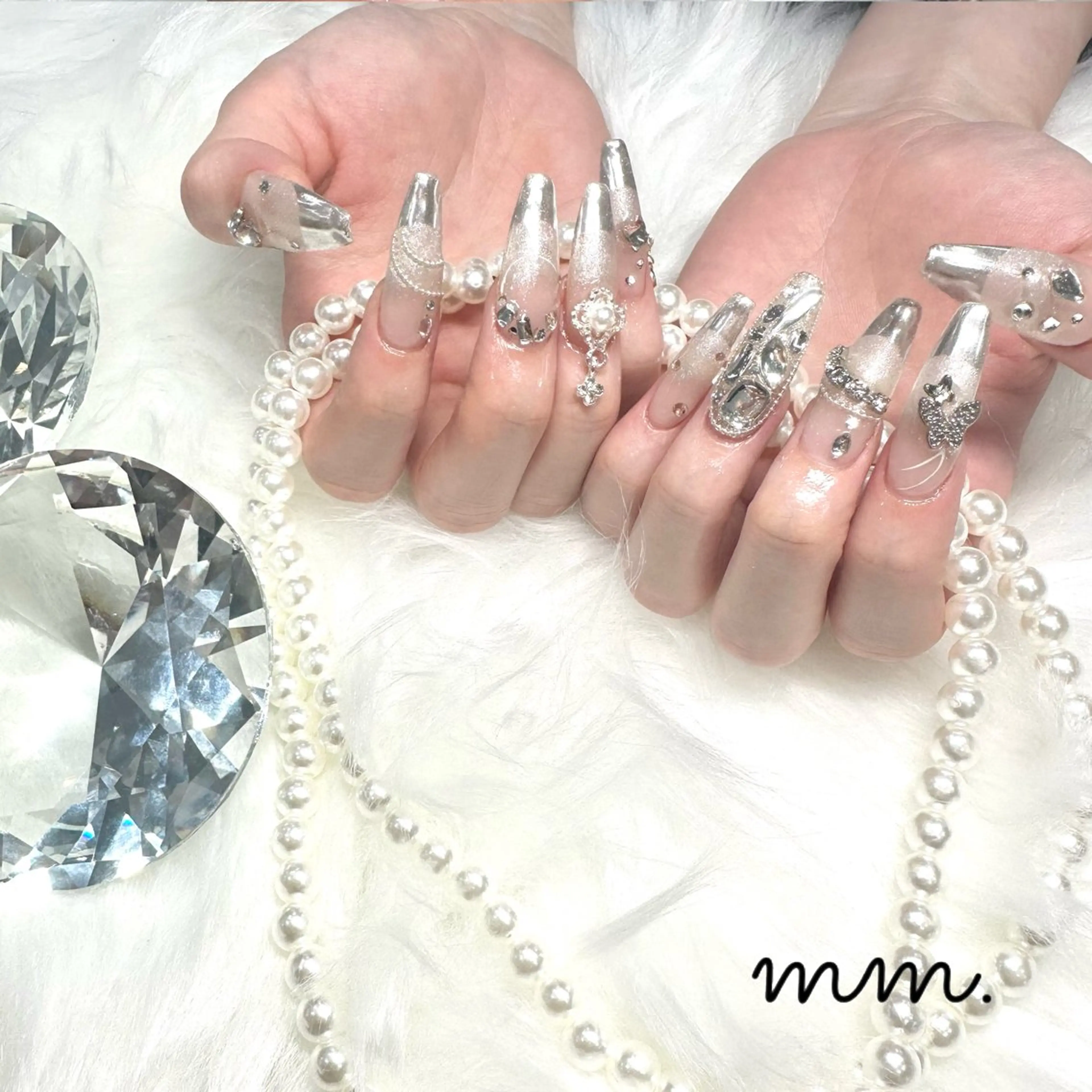 ネイル ハンドネイル 🩷🩵mm.大宮 Riyo🧸🩵🩷のネイルデザイン