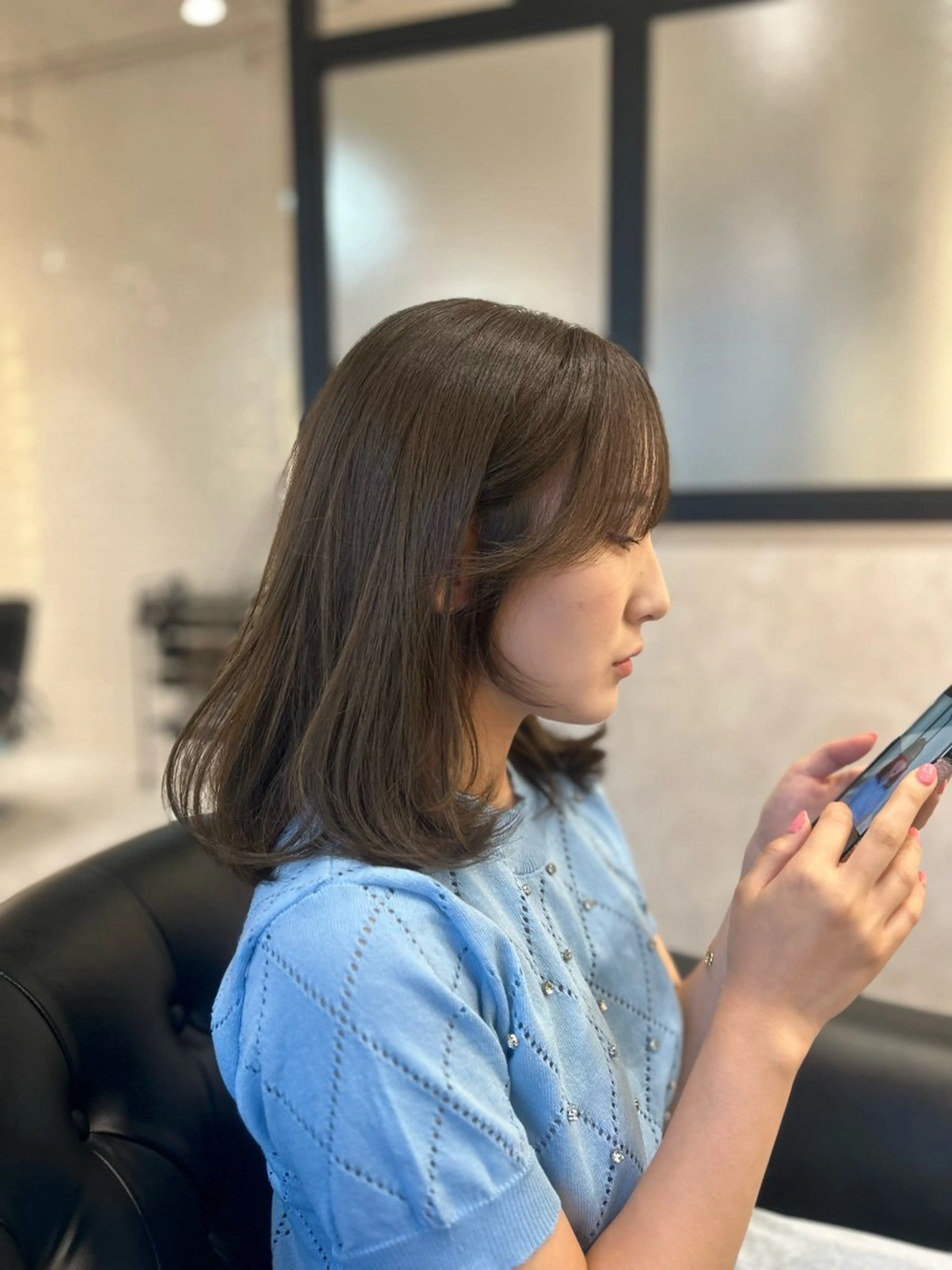 ミディアム カラー カット ヘアカラー トリートメント &chaLme   心斎橋所属・emi/髪質改善/ 韓国風/艶カラーのヘアスタイル