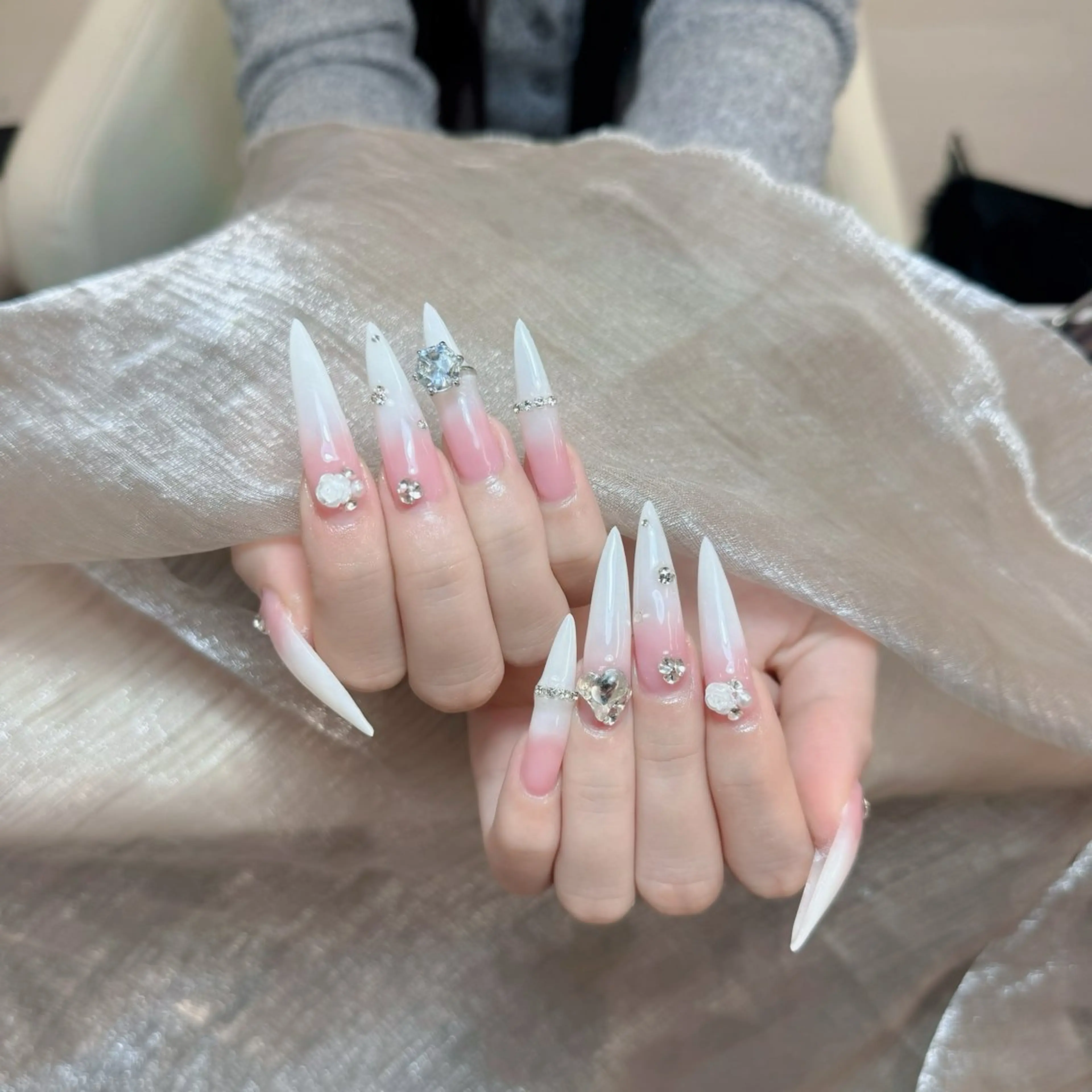 ネイル アートネイル フレンチネイル ジェルネイル 韓国ネイル マグネットネイル ハンドネイル Lenie Nail Okuboのネイルデザイン