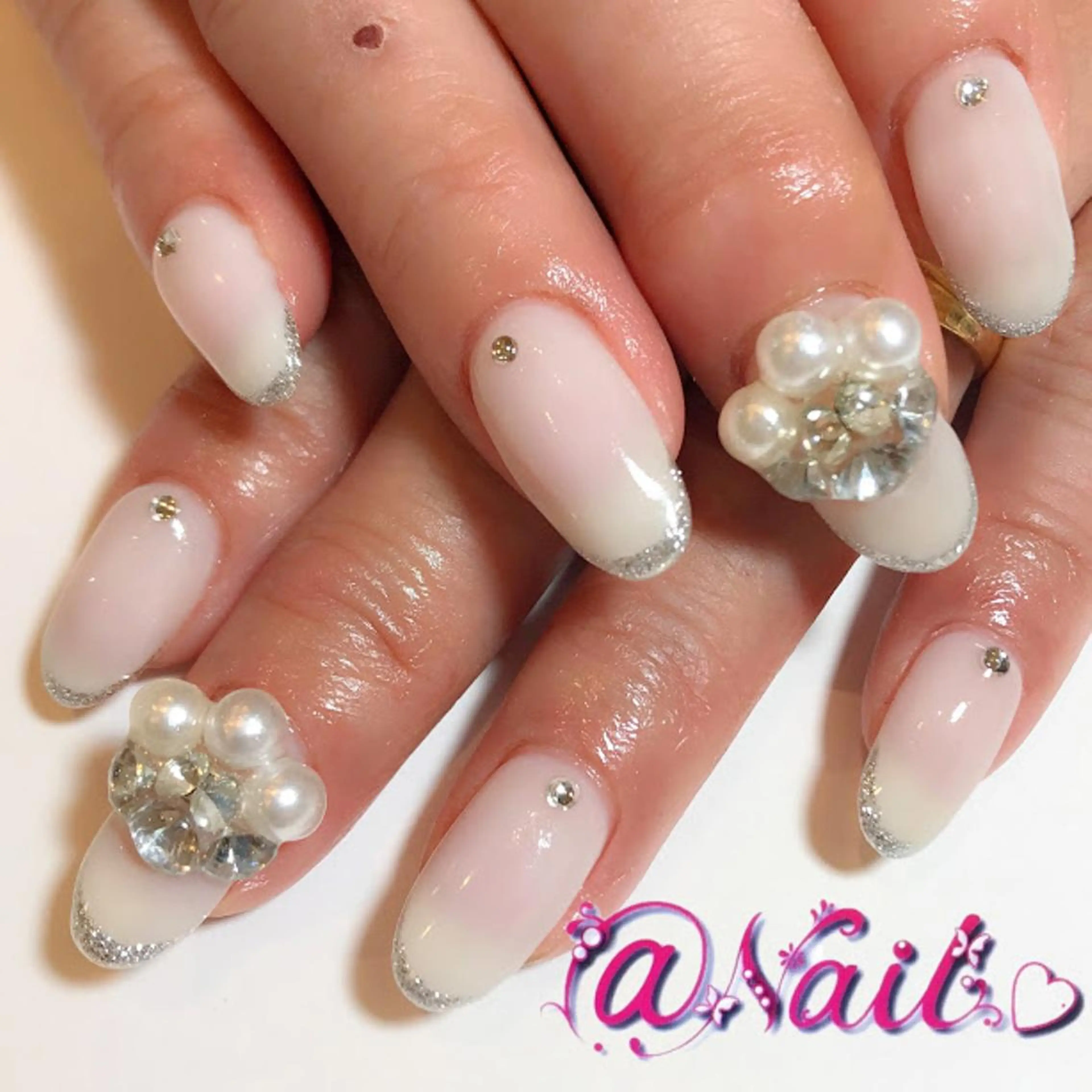 ネイル 小尾 栞のネイルデザイン