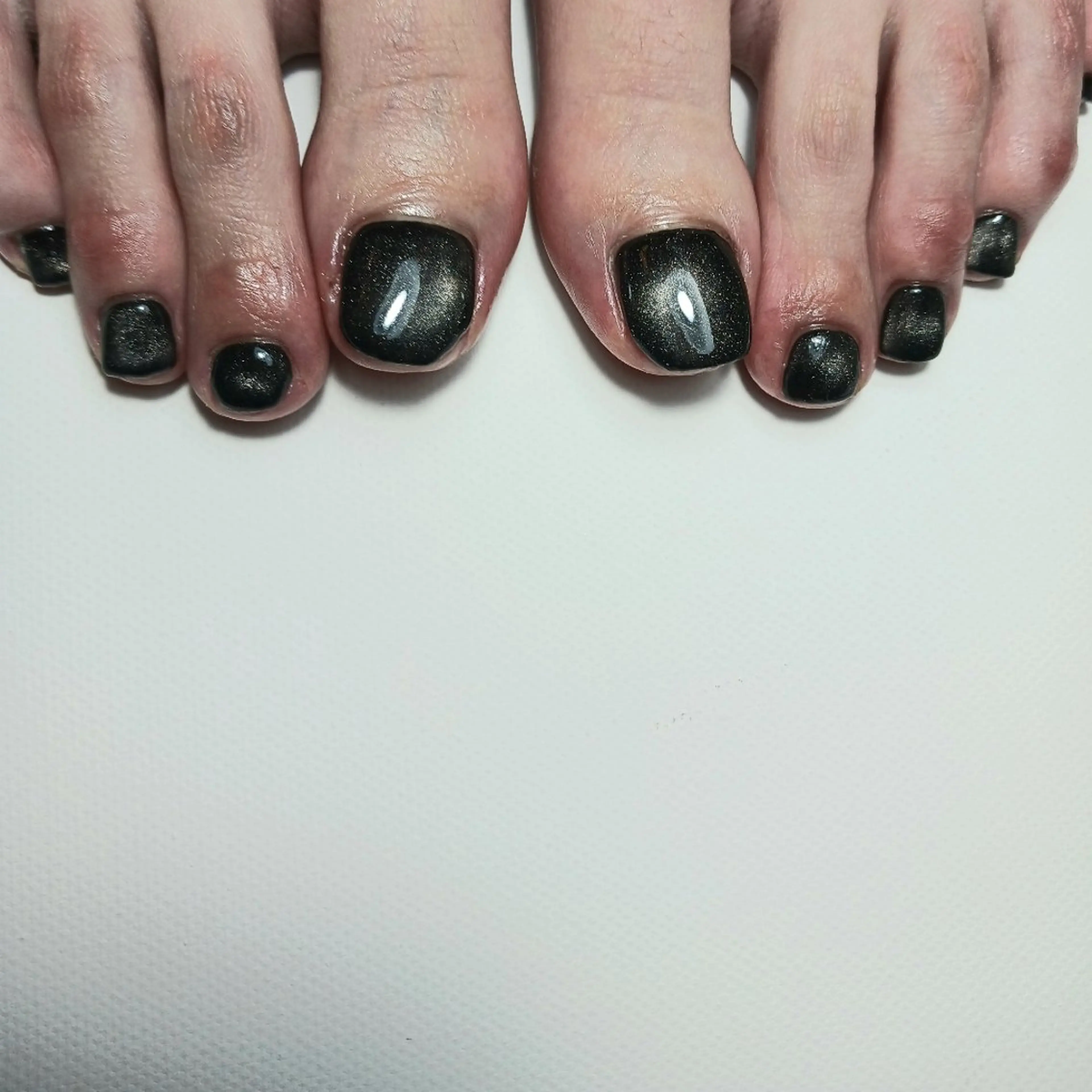 ネイル ジェルネイル キラキラネイル マグネットネイル 持ち込み ワンカラーネイル フットネイル owlnail /持込みデザイン専門のネイルデザイン