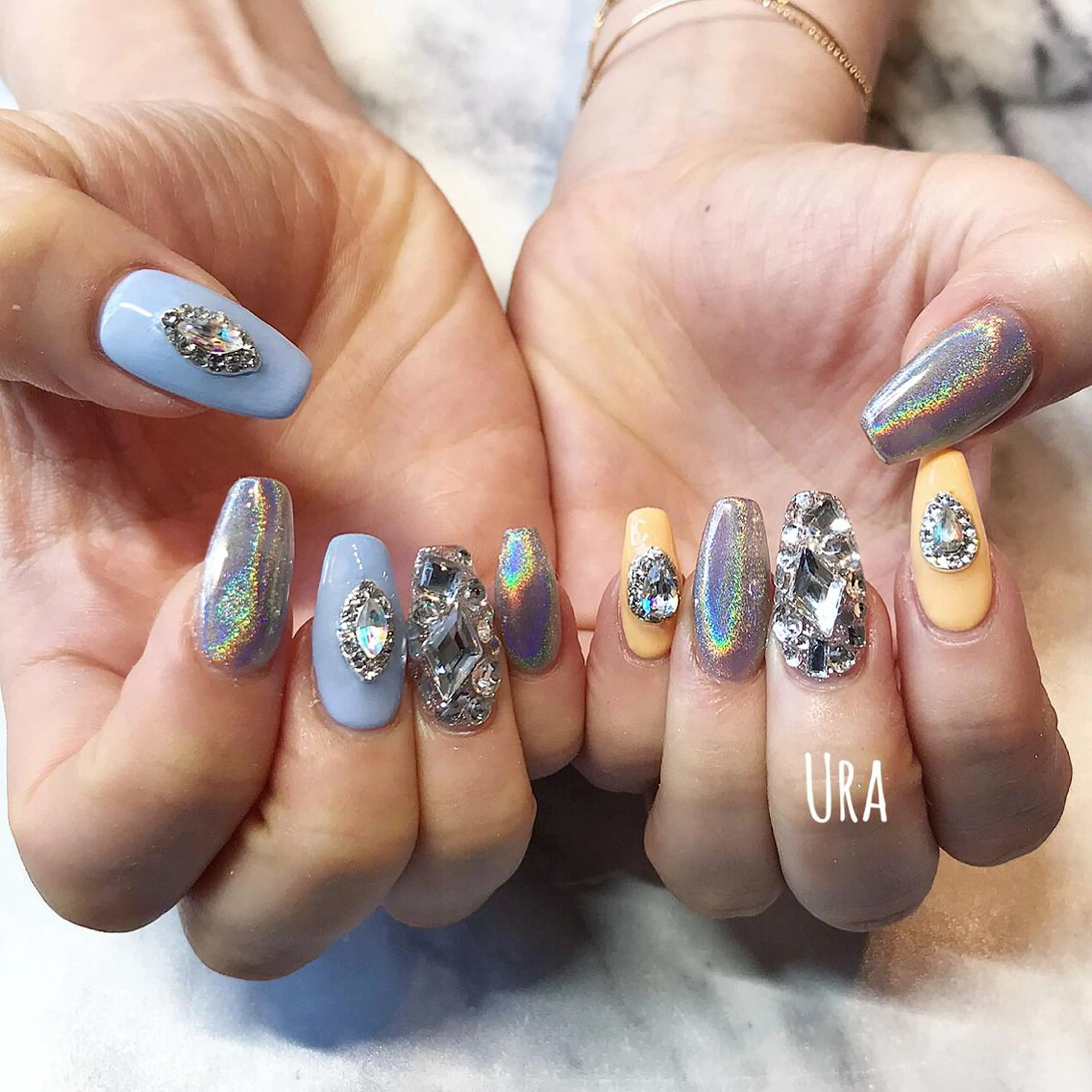 ネイル UrakoNail 《nail》のネイルデザイン