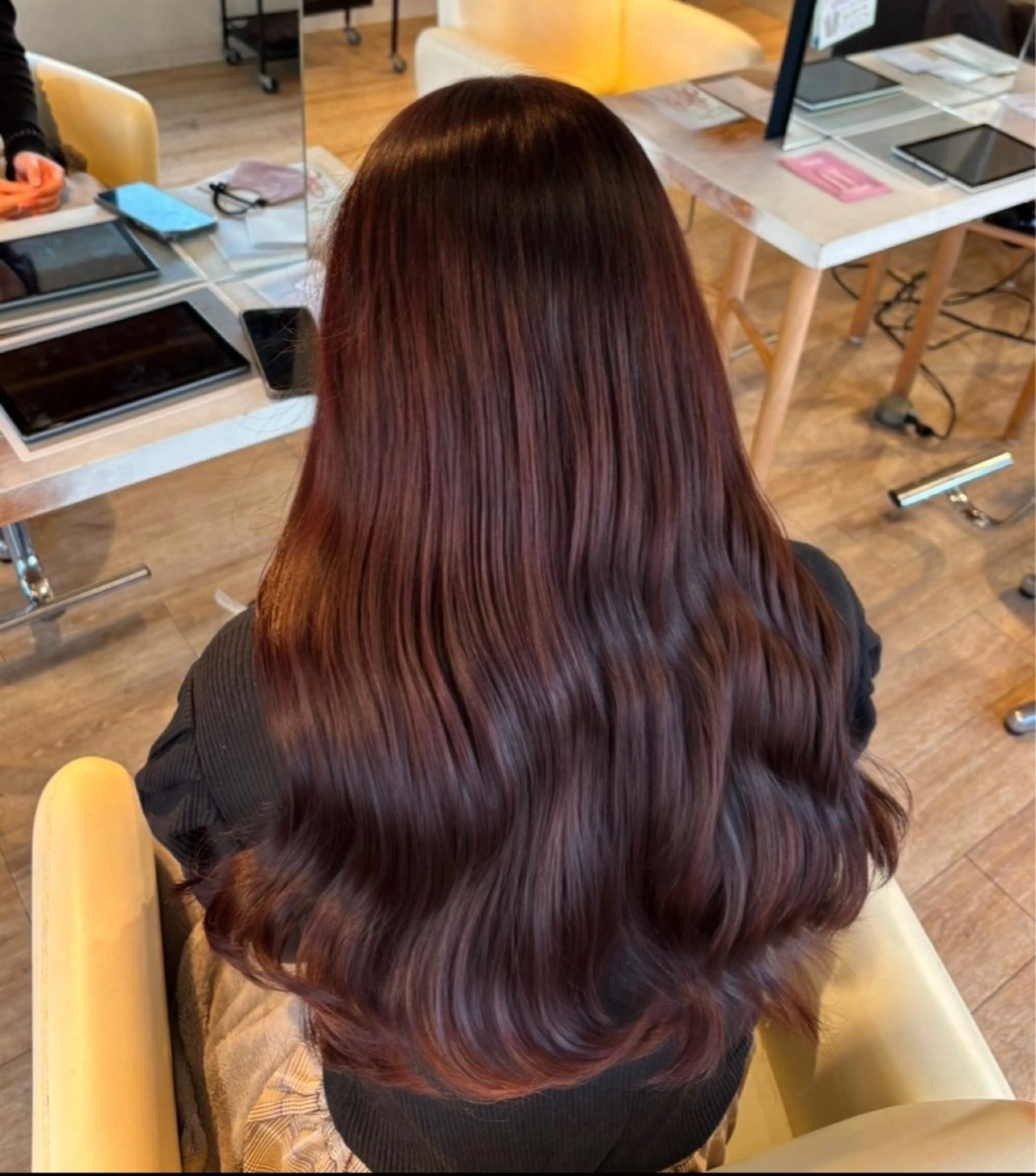 カラー ブラウンカラー レッドカラー ヘアカラー hair design Lien所属・艶感✨/似合わせ/ /YUI🎀のヘアスタイル