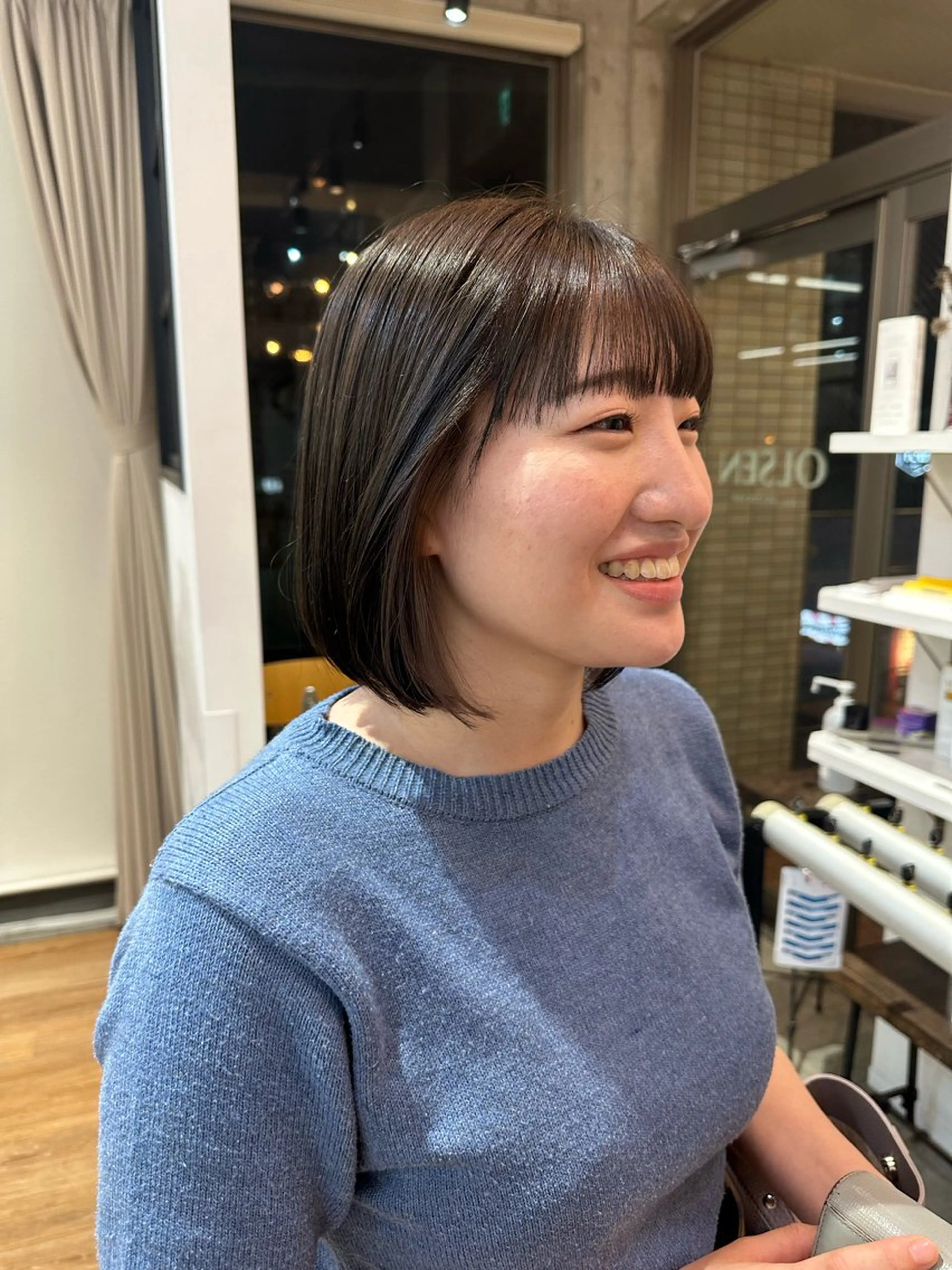 カラー インナーカラー さとう あやかのヘアスタイル