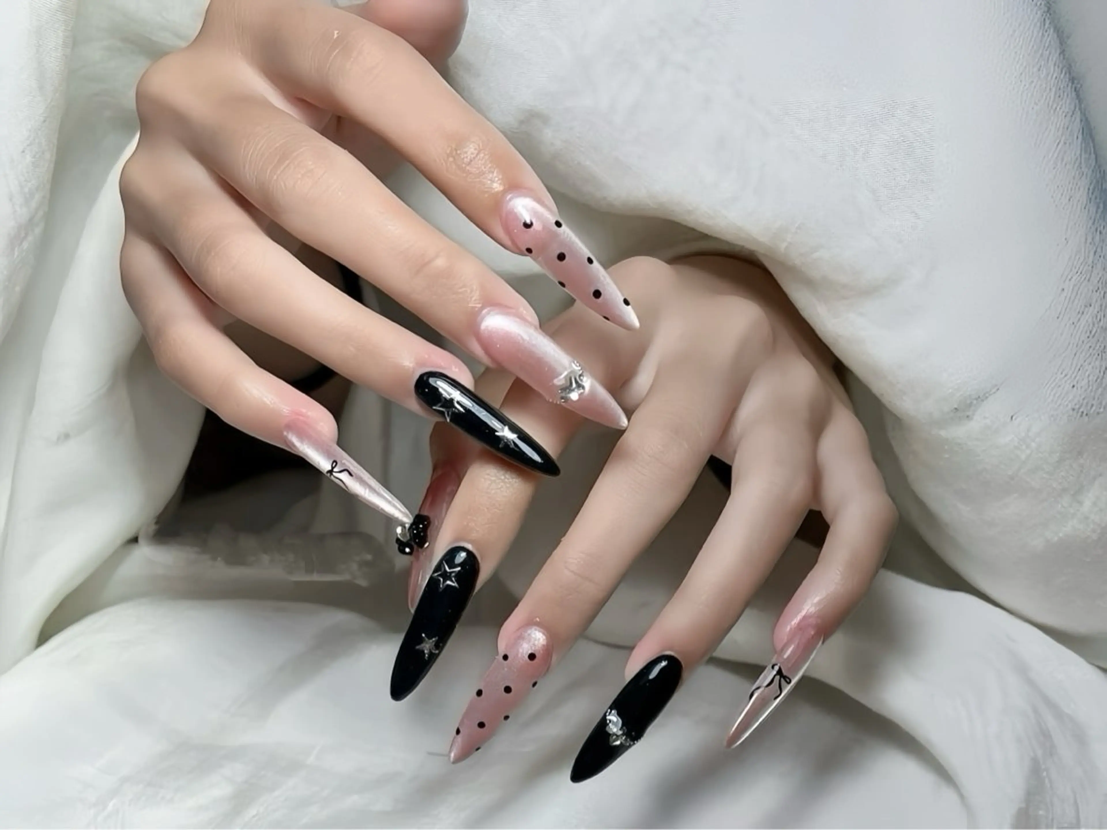 ネイル アートネイル ロングネイル スカルプネイル ネイルチップ Rin Nail 新大久保店のネイルデザイン